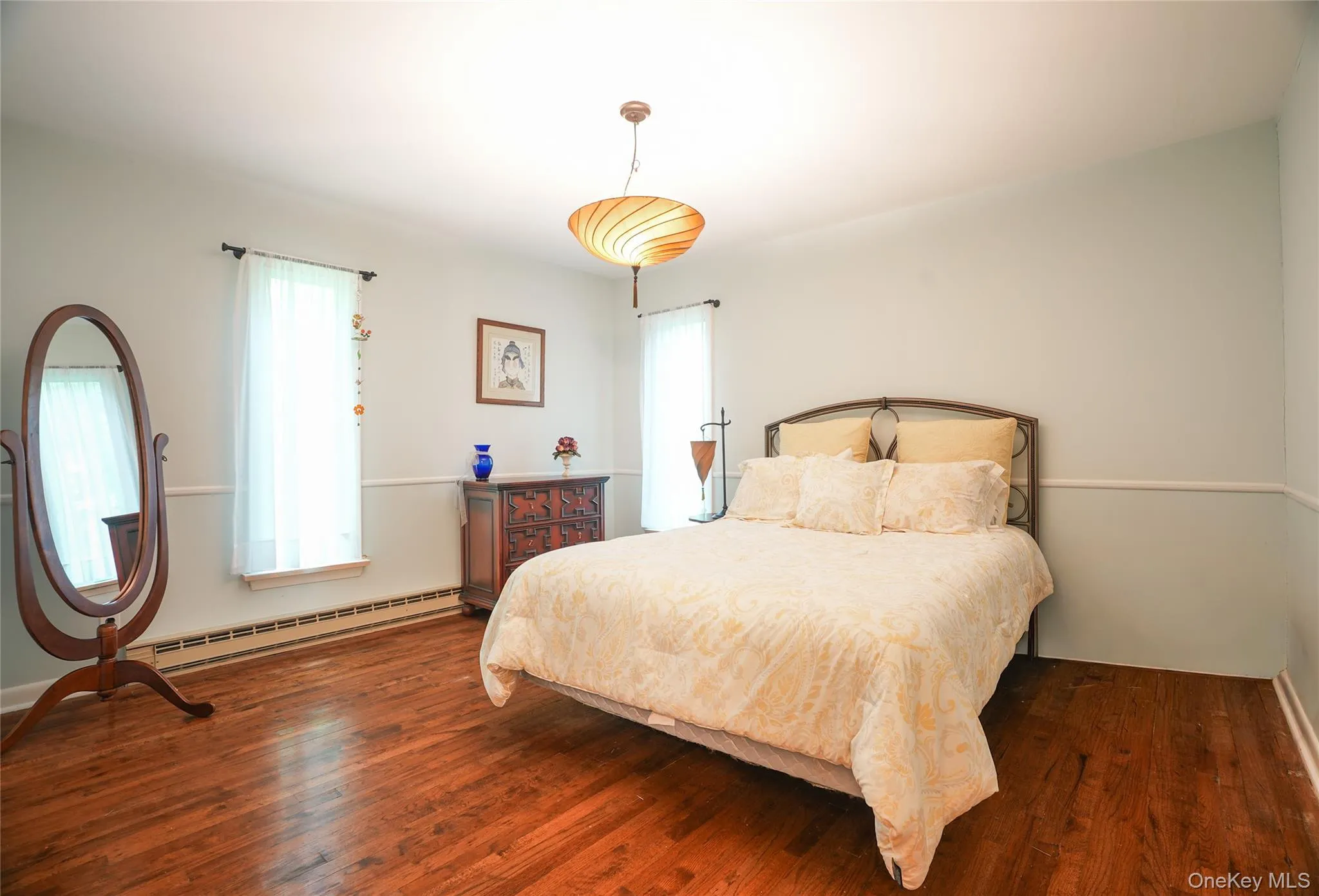 Freshly painted bedroom 4. Freshly painted bedroom 4.