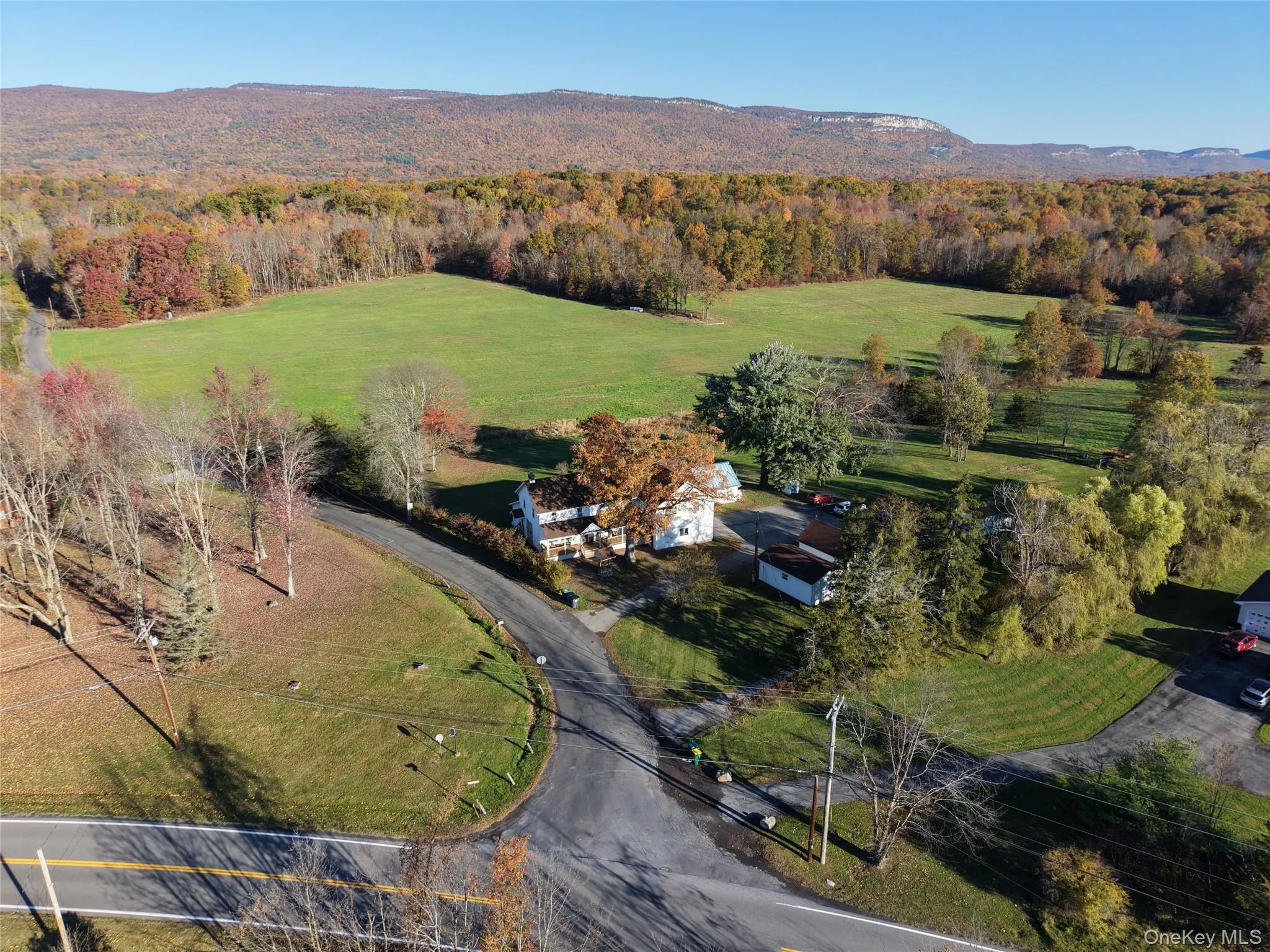 4 Low Road, Shawangunk, NY, 6 Bedrooms Bedrooms, 14 Rooms Rooms,4 BathroomsBathrooms,Residential,For Rent,Low,0,1007912 4 Low Road, Shawangunk, NY, 6 Bedrooms Bedrooms, 14 Rooms Rooms,4 BathroomsBathrooms,Residential,For Rent,Low,0,1007912