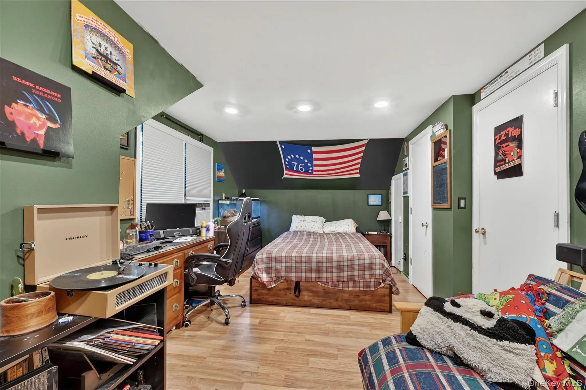 13 Prospect Place, Ramapo, NY, 5 Bedrooms Bedrooms, 11 Rooms Rooms,2 BathroomsBathrooms,Residential,For Rent,Prospect,0,1007913 13 Prospect Place, Ramapo, NY, 5 Bedrooms Bedrooms, 11 Rooms Rooms,2 BathroomsBathrooms,Residential,For Rent,Prospect,0,1007913