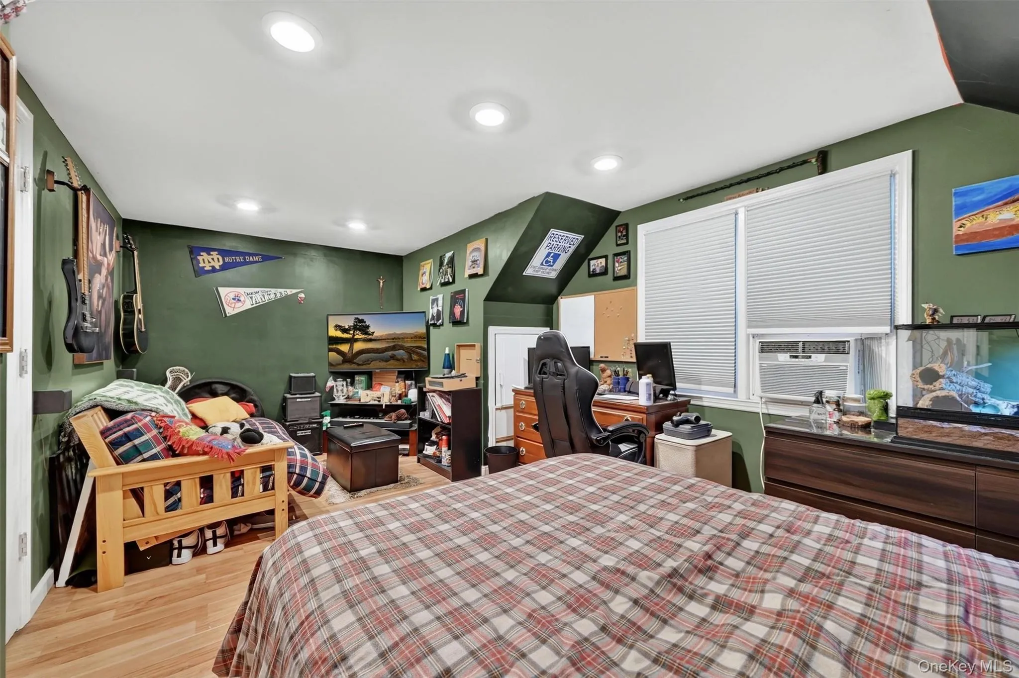 13 Prospect Place, Ramapo, NY, 5 Bedrooms Bedrooms, 11 Rooms Rooms,2 BathroomsBathrooms,Residential,For Rent,Prospect,0,1007913 13 Prospect Place, Ramapo, NY, 5 Bedrooms Bedrooms, 11 Rooms Rooms,2 BathroomsBathrooms,Residential,For Rent,Prospect,0,1007913