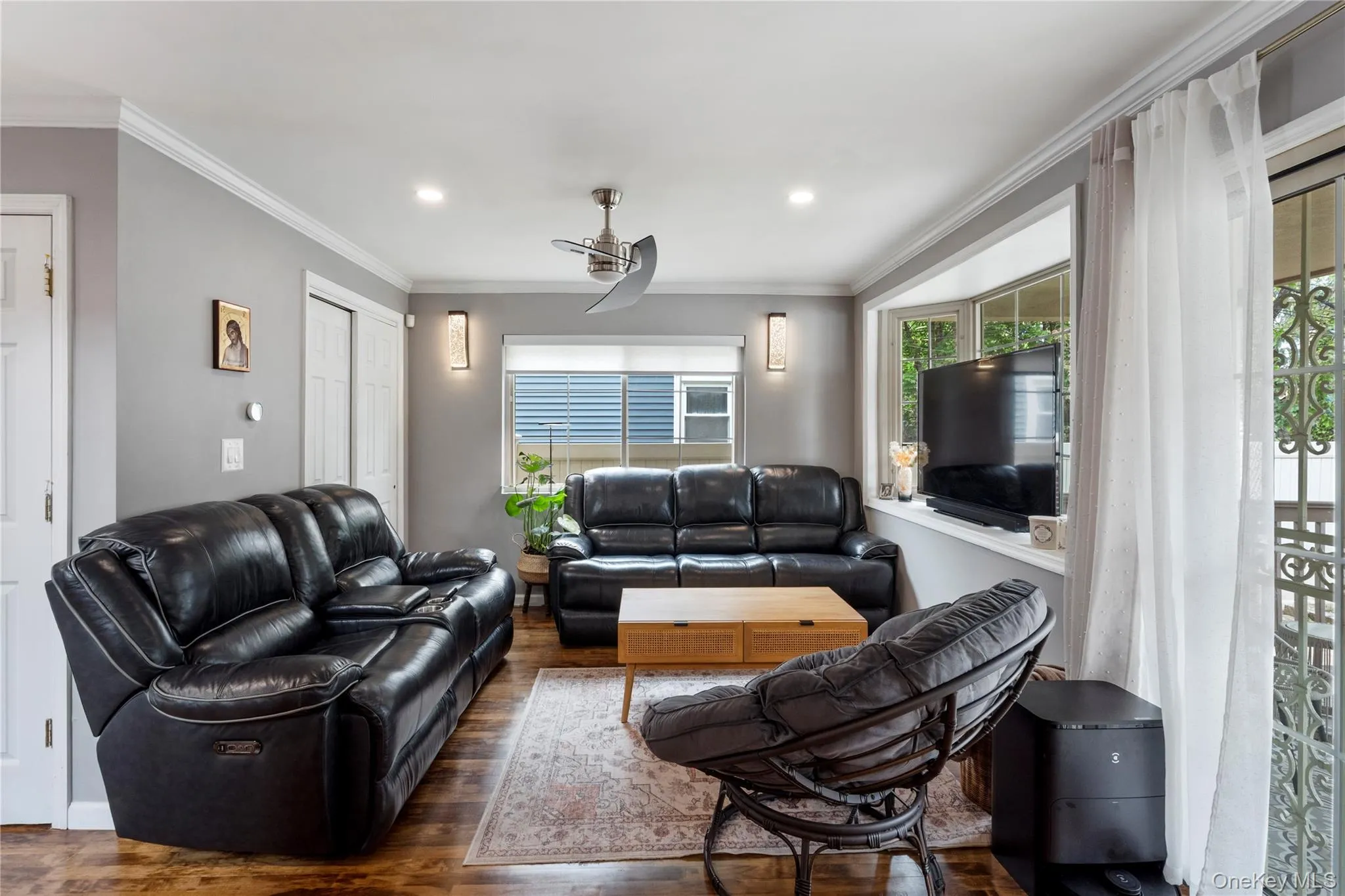 7631 264th Street, New York, NY, 3 Bedrooms Bedrooms, 7 Rooms Rooms,4 BathroomsBathrooms,Residential,For Rent,264th,0,1007914 7631 264th Street, New York, NY, 3 Bedrooms Bedrooms, 7 Rooms Rooms,4 BathroomsBathrooms,Residential,For Rent,264th,0,1007914