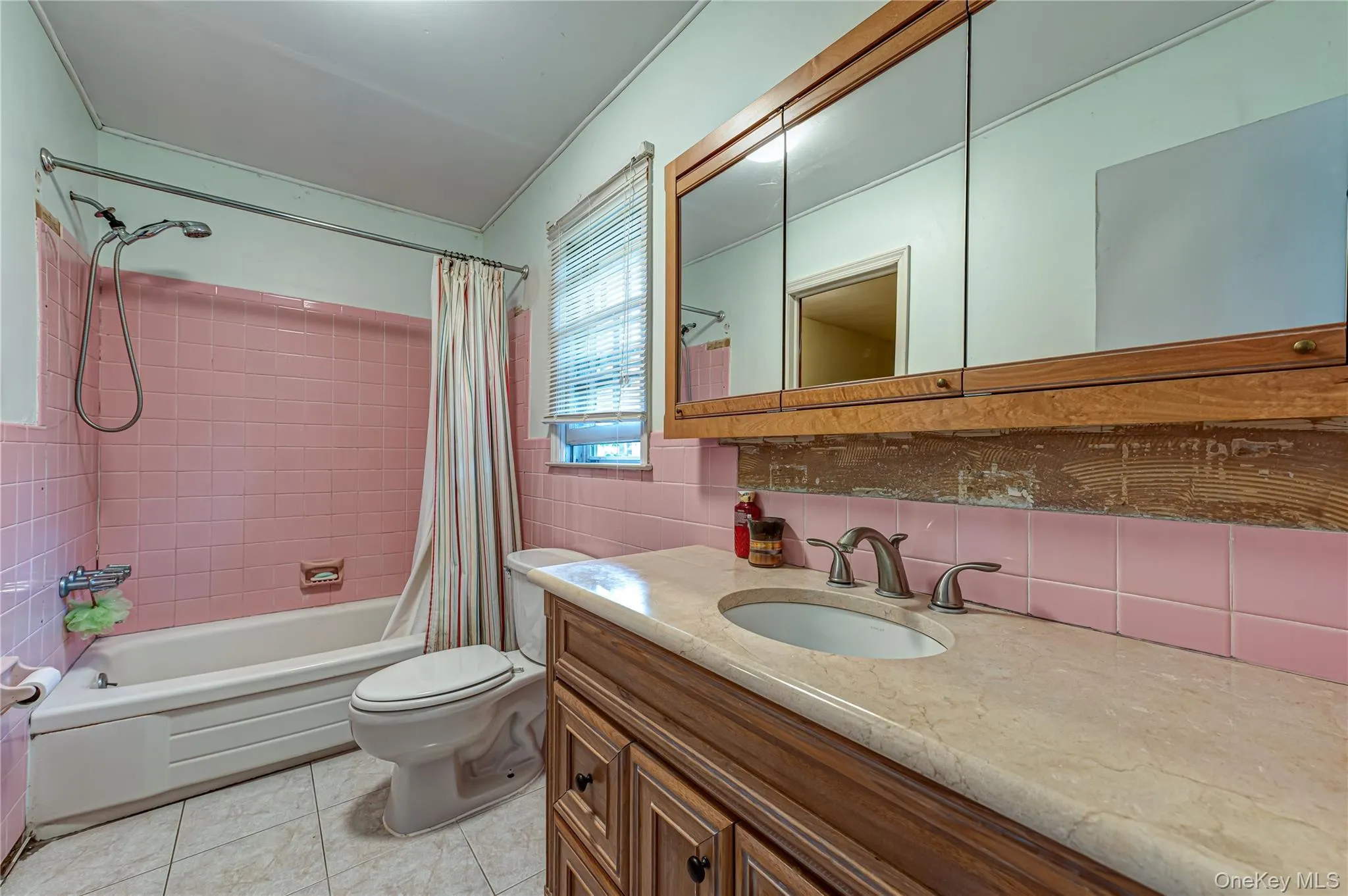 6 Glades Way, Huntington, NY, 3 Bedrooms Bedrooms, 7 Rooms Rooms,1 BathroomBathrooms,Residential,For Rent,Glades,0,1007916 6 Glades Way, Huntington, NY, 3 Bedrooms Bedrooms, 7 Rooms Rooms,1 BathroomBathrooms,Residential,For Rent,Glades,0,1007916