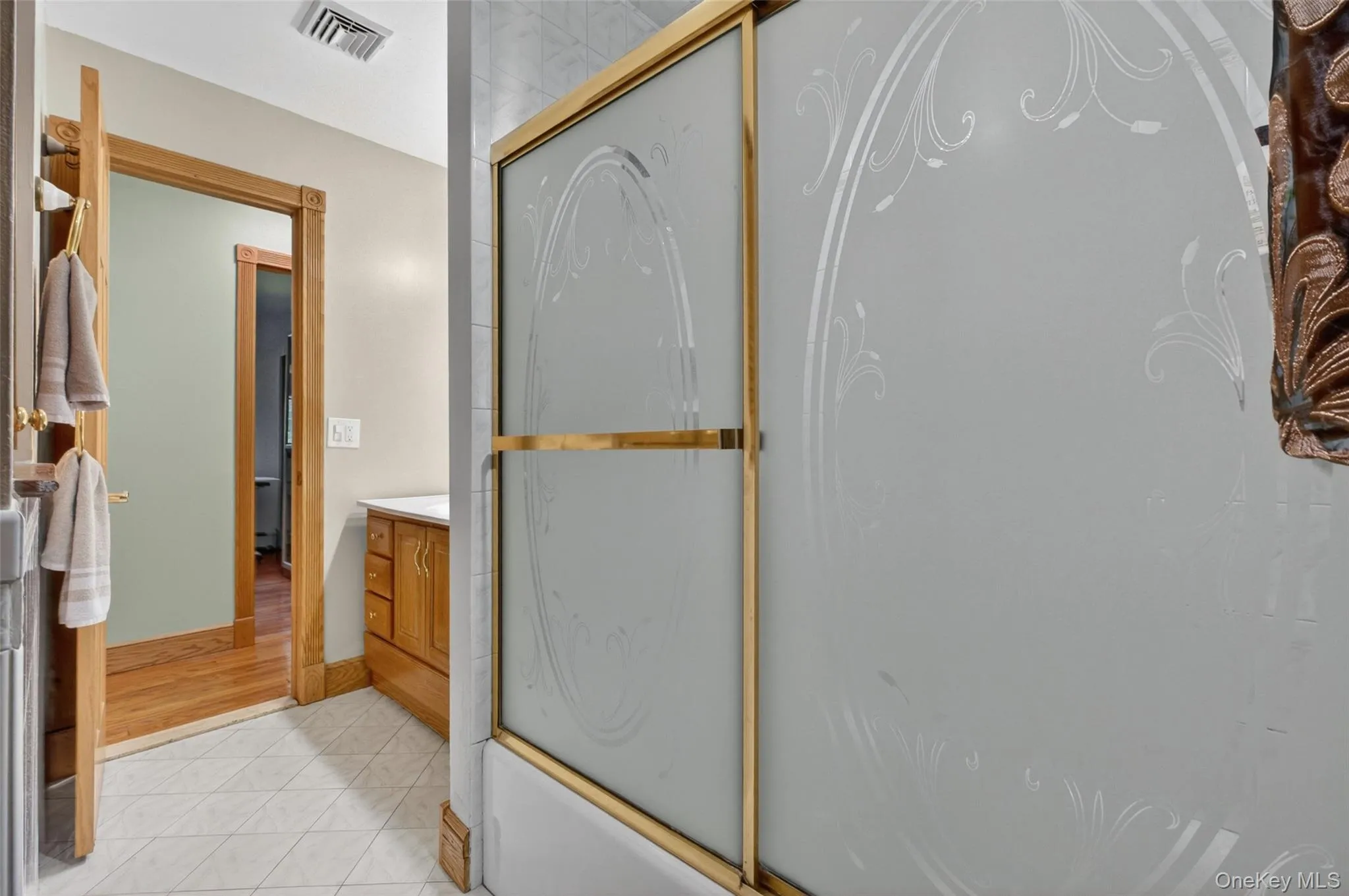 20 Glen Drive, Poughkeepsie (town), NY, 3 Bedrooms Bedrooms, 6 Rooms Rooms,1 BathroomBathrooms,Residential,For Rent,Glen,0,1007918 20 Glen Drive, Poughkeepsie (town), NY, 3 Bedrooms Bedrooms, 6 Rooms Rooms,1 BathroomBathrooms,Residential,For Rent,Glen,0,1007918