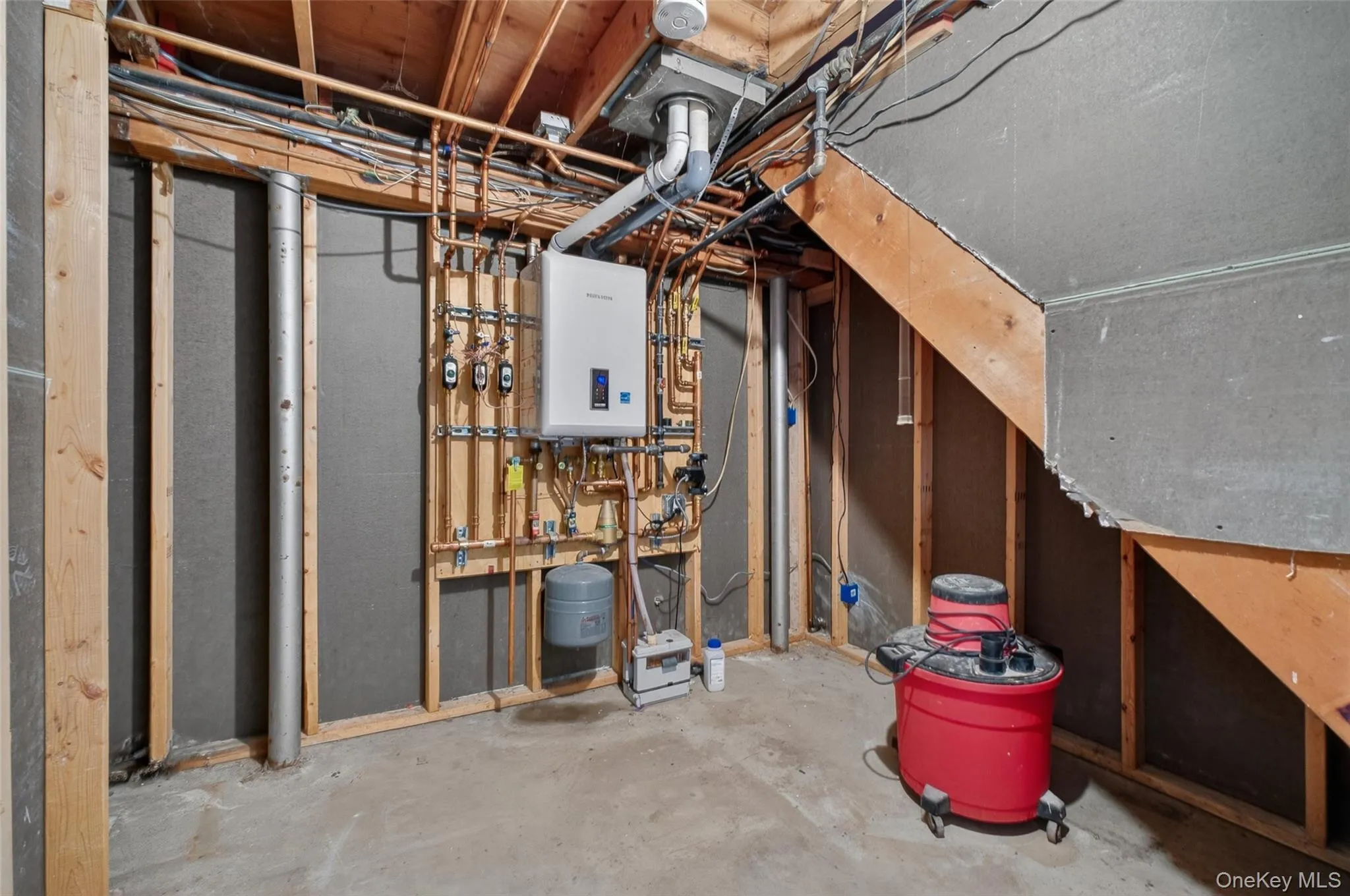 Newer furnace is super energy efficient! Newer furnace is super energy efficient!
