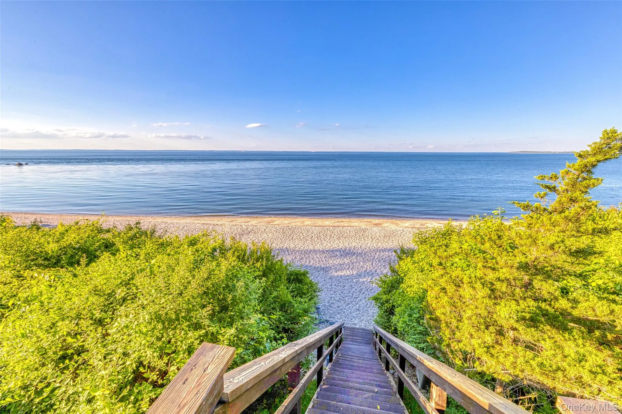 1640 Grandview Drive, Southold, NY, 4 Bedrooms Bedrooms, 15 Rooms Rooms,4 BathroomsBathrooms,Residential,For Rent,Grandview,0,1007919 1640 Grandview Drive, Southold, NY, 4 Bedrooms Bedrooms, 15 Rooms Rooms,4 BathroomsBathrooms,Residential,For Rent,Grandview,0,1007919