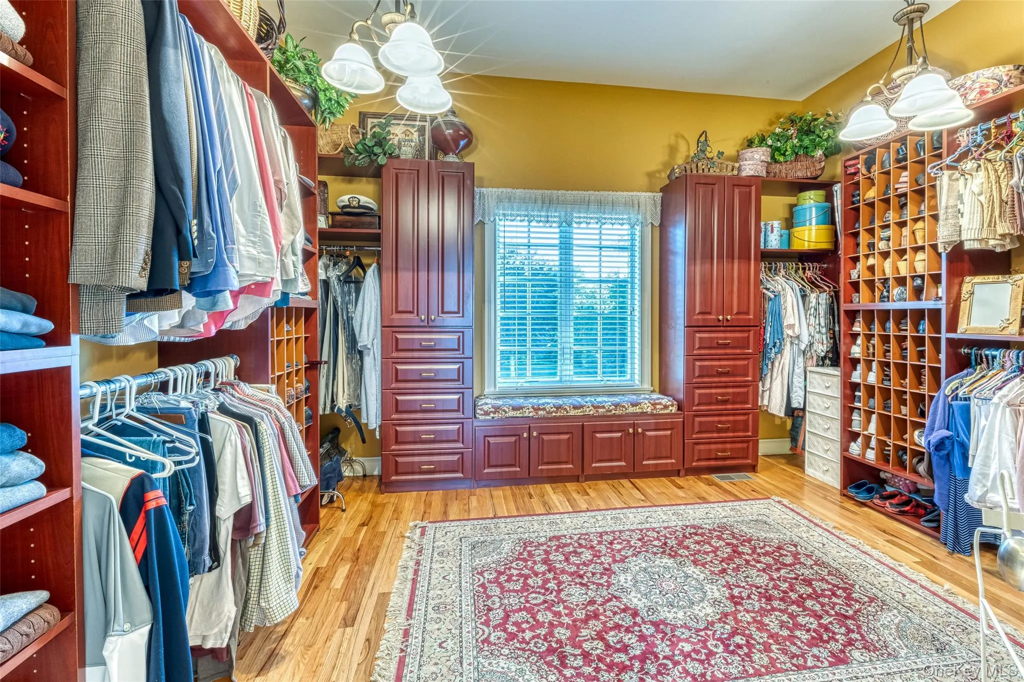1640 Grandview Drive, Southold, NY, 4 Bedrooms Bedrooms, 15 Rooms Rooms,4 BathroomsBathrooms,Residential,For Rent,Grandview,0,1007919 1640 Grandview Drive, Southold, NY, 4 Bedrooms Bedrooms, 15 Rooms Rooms,4 BathroomsBathrooms,Residential,For Rent,Grandview,0,1007919