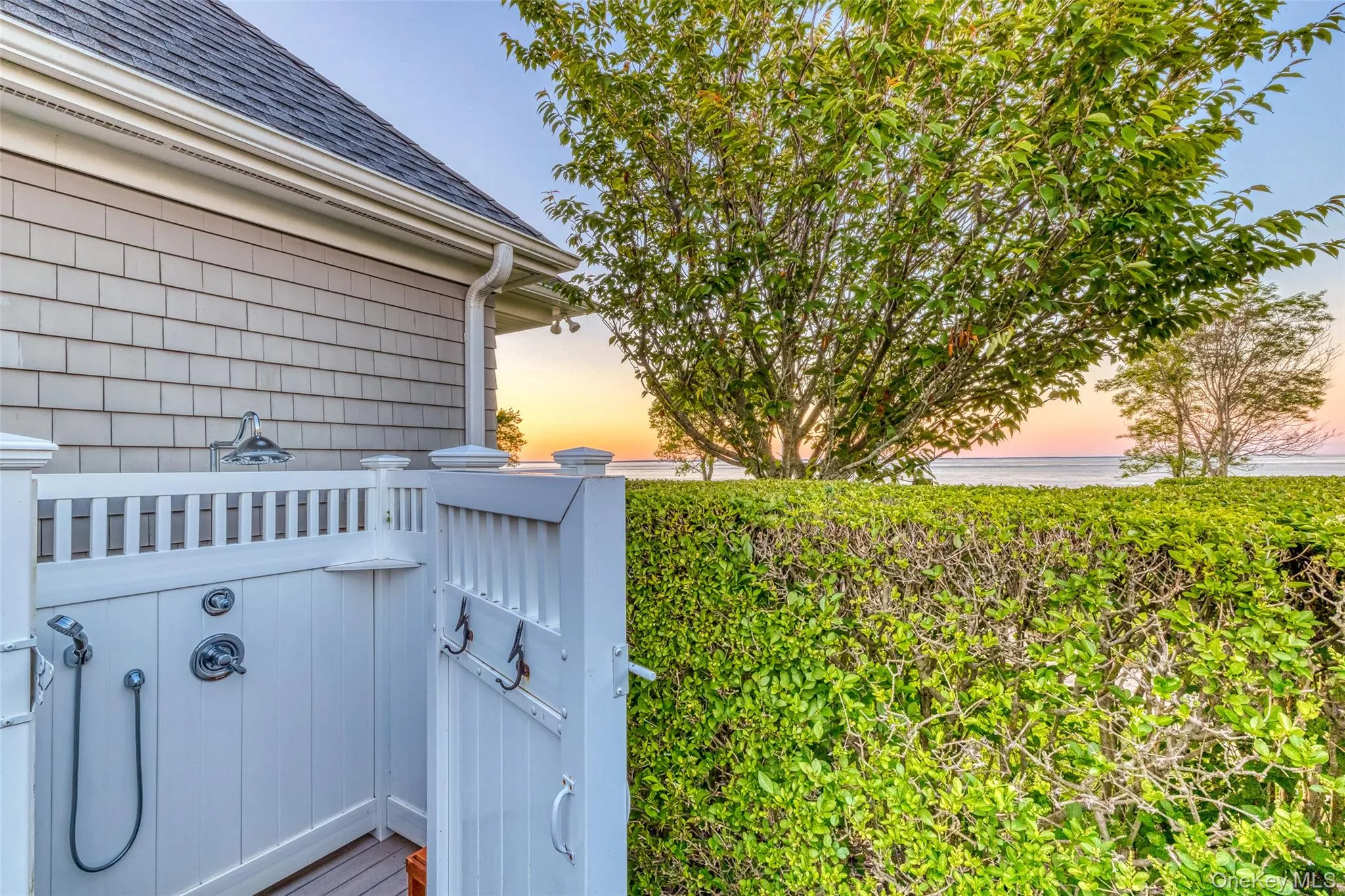 1640 Grandview Drive, Southold, NY, 4 Bedrooms Bedrooms, 15 Rooms Rooms,4 BathroomsBathrooms,Residential,For Rent,Grandview,0,1007919 1640 Grandview Drive, Southold, NY, 4 Bedrooms Bedrooms, 15 Rooms Rooms,4 BathroomsBathrooms,Residential,For Rent,Grandview,0,1007919