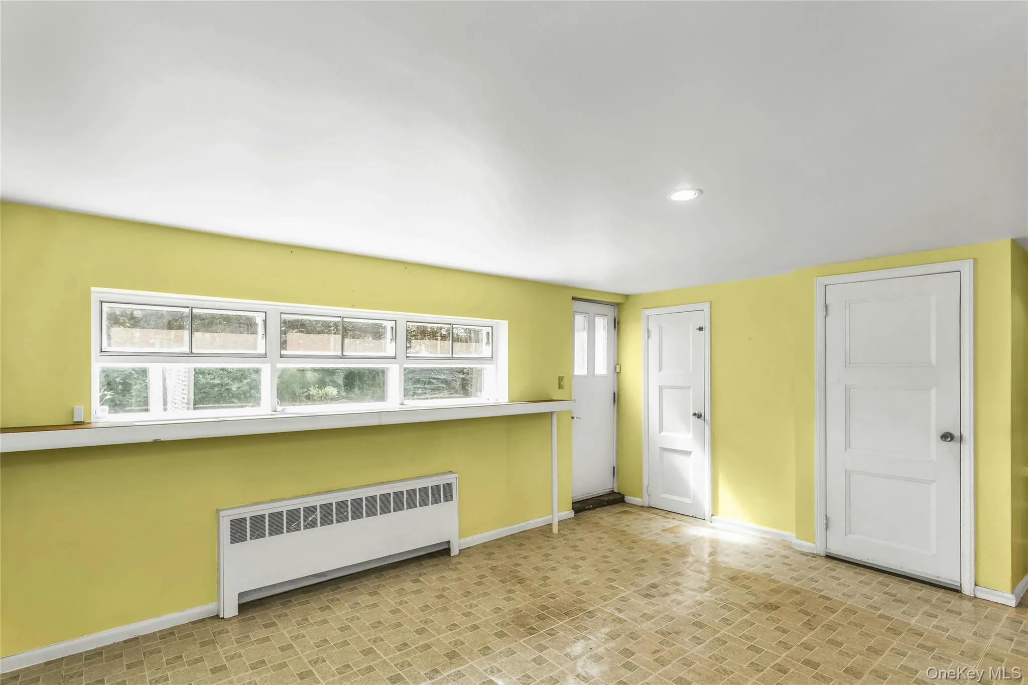 1812 Collins Street, Hempstead, NY, 3 Bedrooms Bedrooms, 7 Rooms Rooms,2 BathroomsBathrooms,Residential,For Rent,Collins,0,1007925 1812 Collins Street, Hempstead, NY, 3 Bedrooms Bedrooms, 7 Rooms Rooms,2 BathroomsBathrooms,Residential,For Rent,Collins,0,1007925