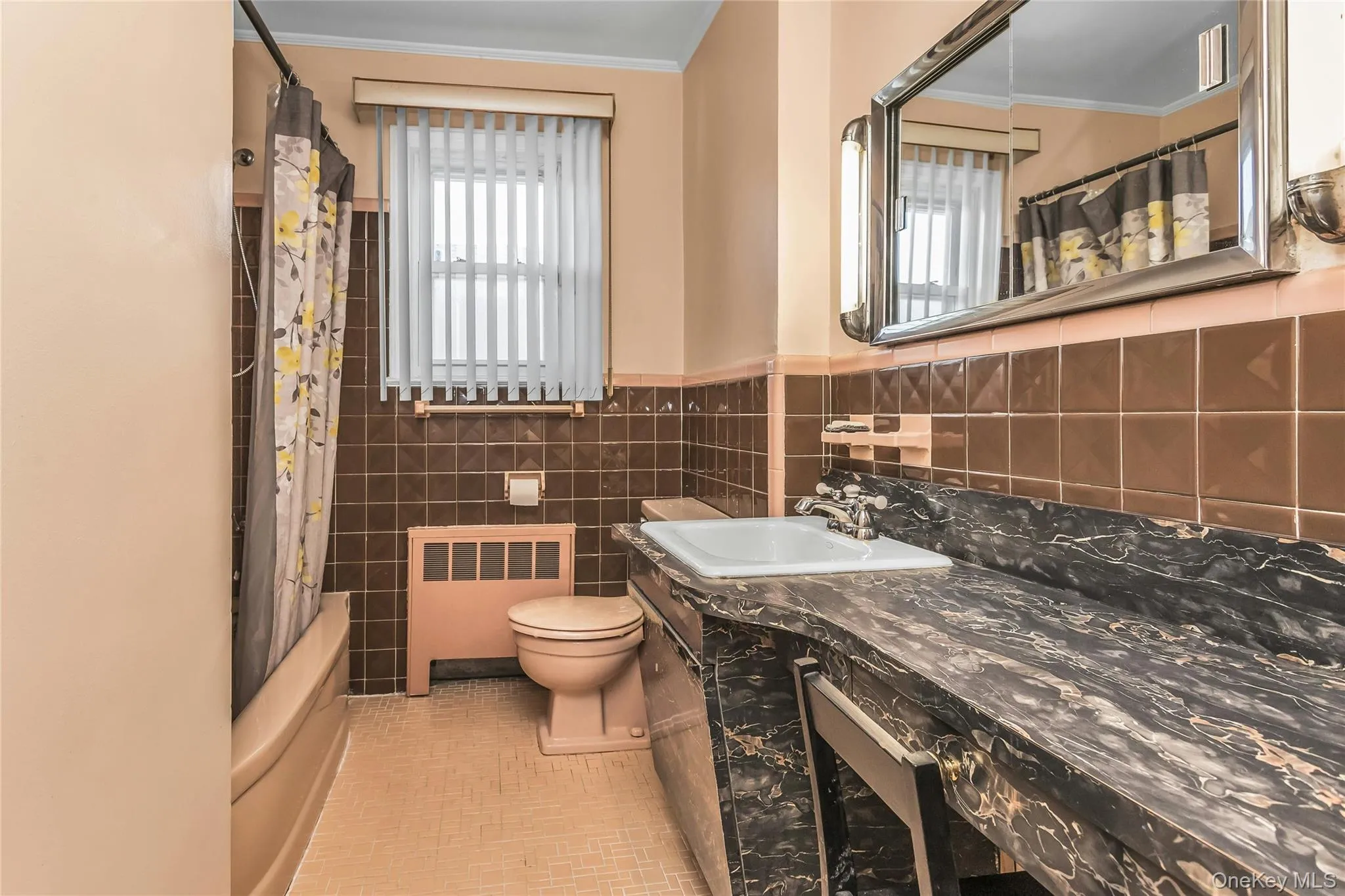 1812 Collins Street, Hempstead, NY, 3 Bedrooms Bedrooms, 7 Rooms Rooms,2 BathroomsBathrooms,Residential,For Rent,Collins,0,1007925 1812 Collins Street, Hempstead, NY, 3 Bedrooms Bedrooms, 7 Rooms Rooms,2 BathroomsBathrooms,Residential,For Rent,Collins,0,1007925