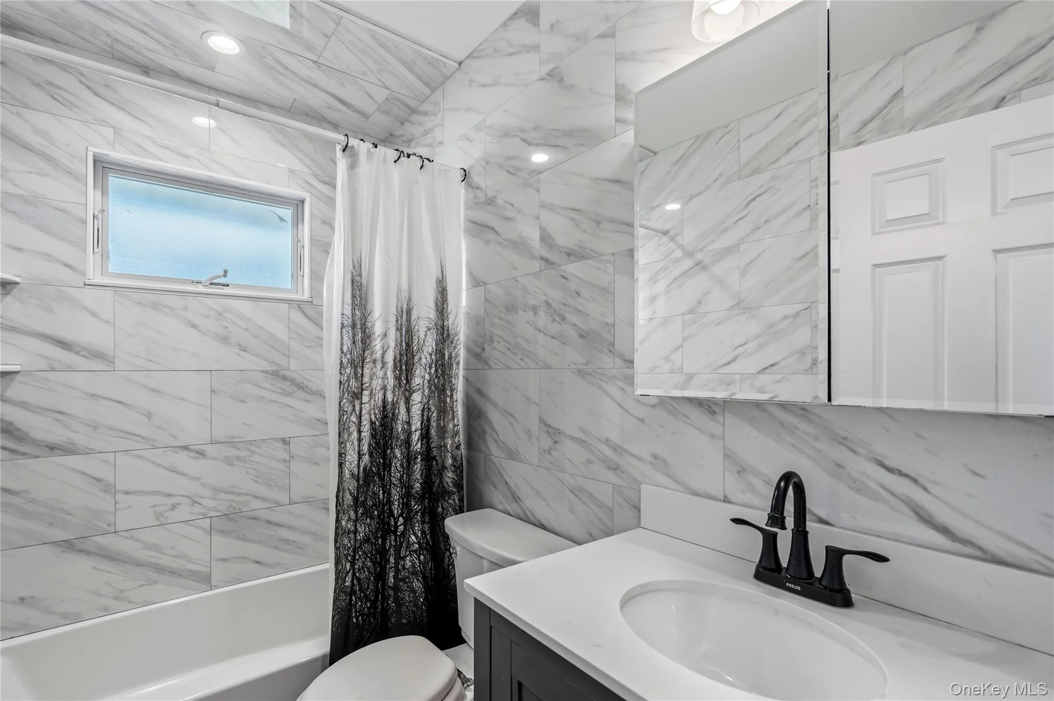 105 Sequams Lane, Islip, NY, 6 Bedrooms Bedrooms, 12 Rooms Rooms,4 BathroomsBathrooms,Residential,For Rent,Sequams,0,1007927 105 Sequams Lane, Islip, NY, 6 Bedrooms Bedrooms, 12 Rooms Rooms,4 BathroomsBathrooms,Residential,For Rent,Sequams,0,1007927