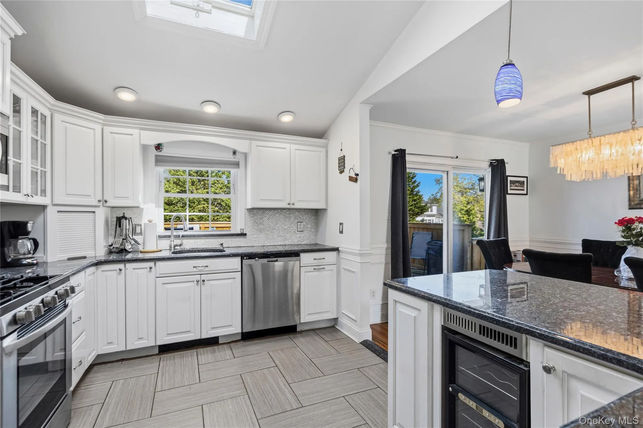105 Sequams Lane, Islip, NY, 6 Bedrooms Bedrooms, 12 Rooms Rooms,4 BathroomsBathrooms,Residential,For Rent,Sequams,0,1007927 105 Sequams Lane, Islip, NY, 6 Bedrooms Bedrooms, 12 Rooms Rooms,4 BathroomsBathrooms,Residential,For Rent,Sequams,0,1007927