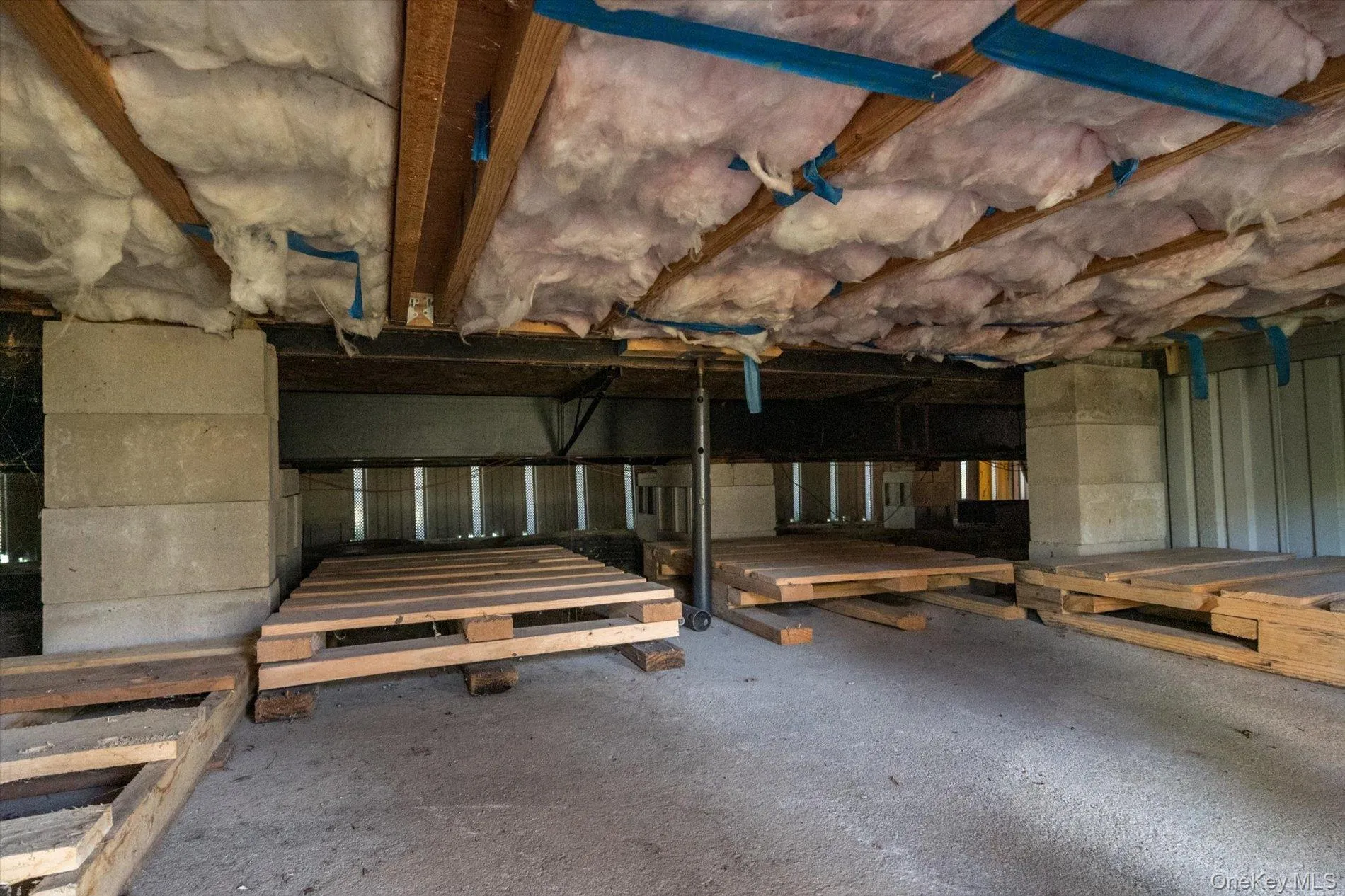 66 Minuteman Drive, Islip, NY, 2 Bedrooms Bedrooms, 5 Rooms Rooms,1 BathroomBathrooms,Residential,For Rent,Minuteman Drive,0,1007928 66 Minuteman Drive, Islip, NY, 2 Bedrooms Bedrooms, 5 Rooms Rooms,1 BathroomBathrooms,Residential,For Rent,Minuteman Drive,0,1007928