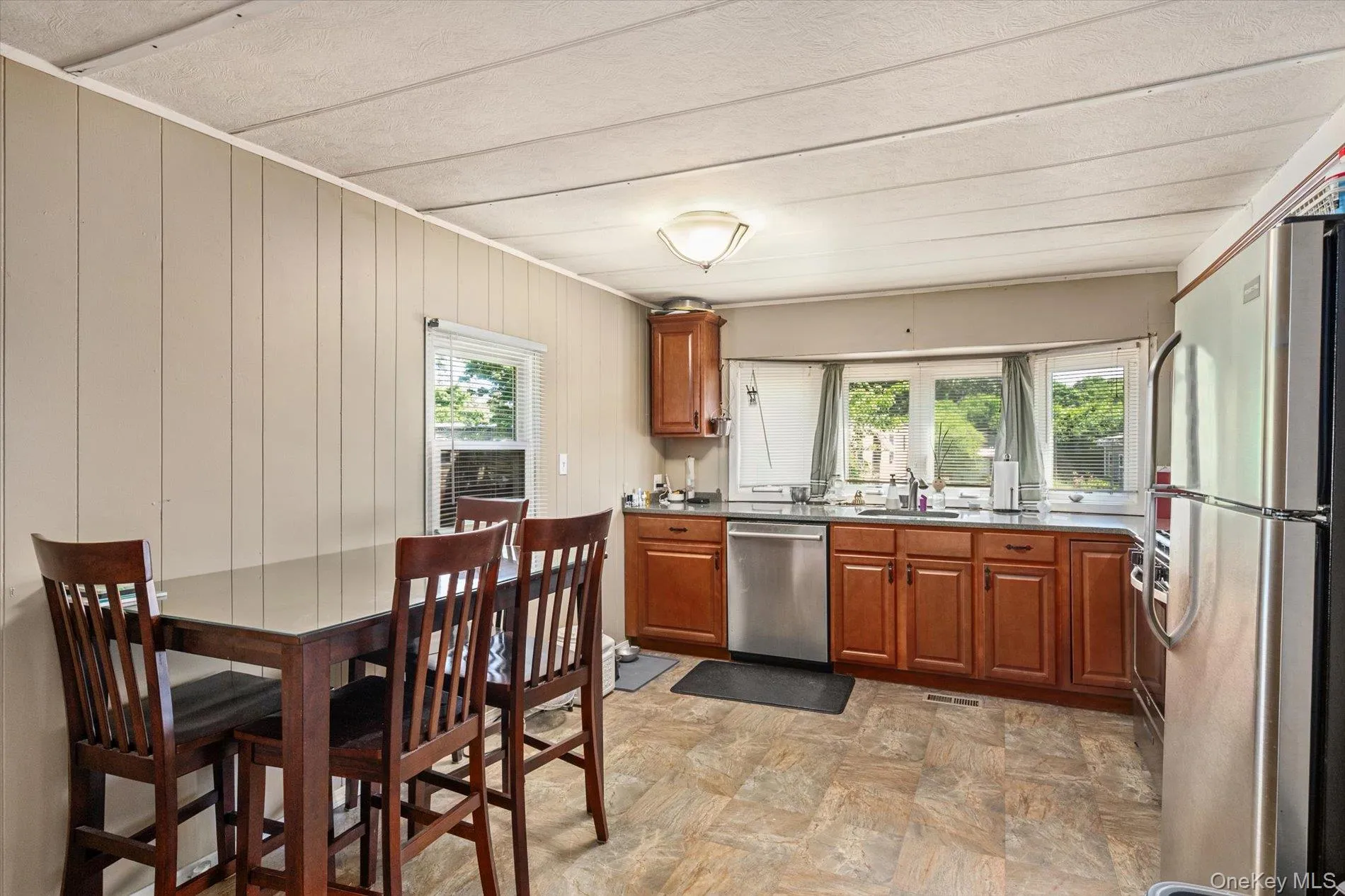 66 Minuteman Drive, Islip, NY, 2 Bedrooms Bedrooms, 5 Rooms Rooms,1 BathroomBathrooms,Residential,For Rent,Minuteman Drive,0,1007928 66 Minuteman Drive, Islip, NY, 2 Bedrooms Bedrooms, 5 Rooms Rooms,1 BathroomBathrooms,Residential,For Rent,Minuteman Drive,0,1007928