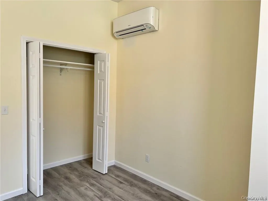 102 North Street, Middletown, NY, 2 Bedrooms Bedrooms, 4 Rooms Rooms,1 BathroomBathrooms,Residential Lease,For Rent,North,0,1007930 102 North Street, Middletown, NY, 2 Bedrooms Bedrooms, 4 Rooms Rooms,1 BathroomBathrooms,Residential Lease,For Rent,North,0,1007930