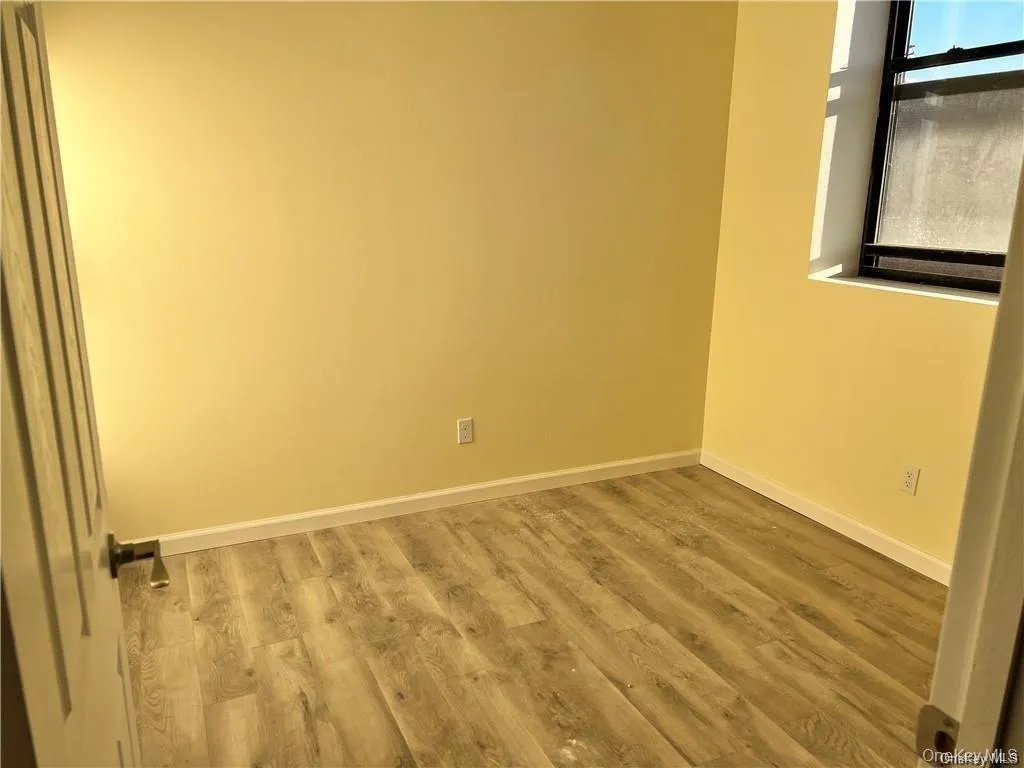 102 North Street, Middletown, NY, 2 Bedrooms Bedrooms, 4 Rooms Rooms,1 BathroomBathrooms,Residential Lease,For Rent,North,0,1007930 102 North Street, Middletown, NY, 2 Bedrooms Bedrooms, 4 Rooms Rooms,1 BathroomBathrooms,Residential Lease,For Rent,North,0,1007930