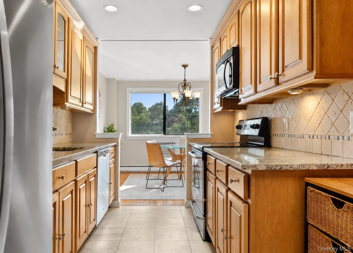 89 Broadway, White Plains, NY, 3 Bedrooms Bedrooms, 6 Rooms Rooms,2 BathroomsBathrooms,Residential,For Rent,Broadway,0,1007932 89 Broadway, White Plains, NY, 3 Bedrooms Bedrooms, 6 Rooms Rooms,2 BathroomsBathrooms,Residential,For Rent,Broadway,0,1007932