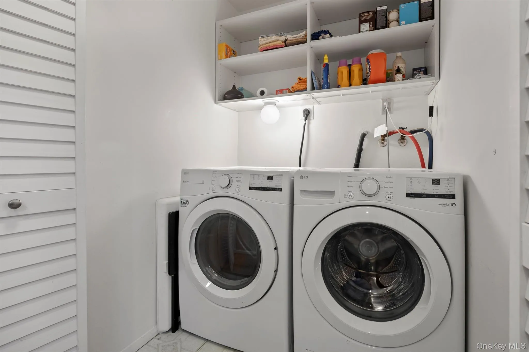 89 Broadway, White Plains, NY, 3 Bedrooms Bedrooms, 6 Rooms Rooms,2 BathroomsBathrooms,Residential,For Rent,Broadway,0,1007932 89 Broadway, White Plains, NY, 3 Bedrooms Bedrooms, 6 Rooms Rooms,2 BathroomsBathrooms,Residential,For Rent,Broadway,0,1007932
