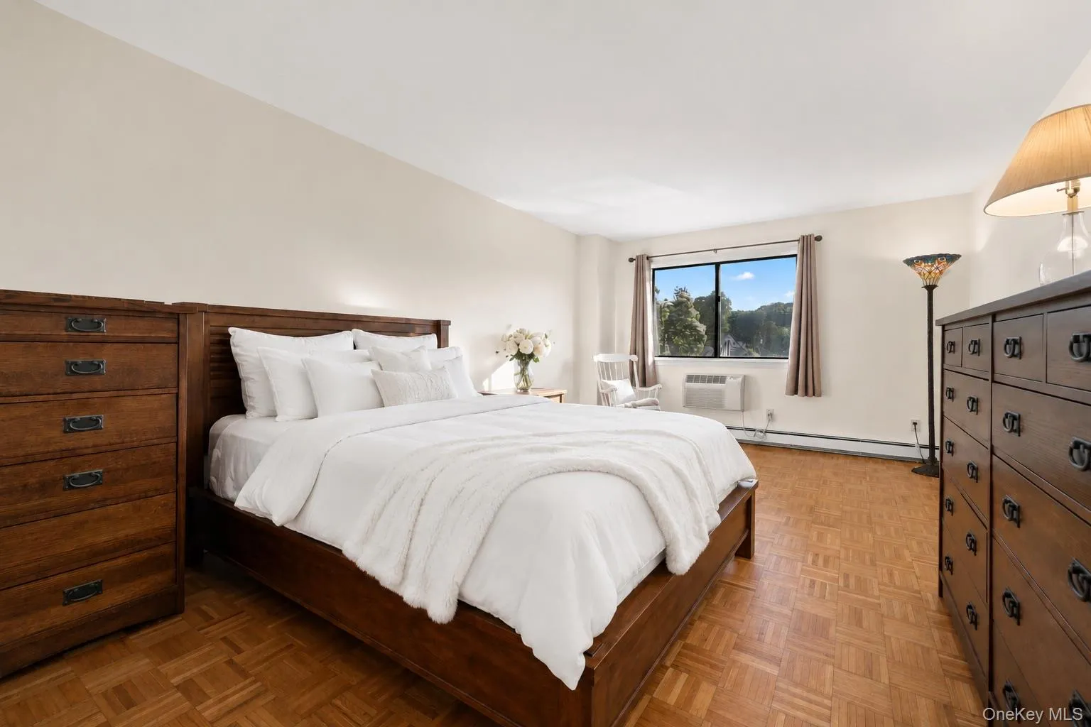 89 Broadway, White Plains, NY, 3 Bedrooms Bedrooms, 6 Rooms Rooms,2 BathroomsBathrooms,Residential,For Rent,Broadway,0,1007932 89 Broadway, White Plains, NY, 3 Bedrooms Bedrooms, 6 Rooms Rooms,2 BathroomsBathrooms,Residential,For Rent,Broadway,0,1007932