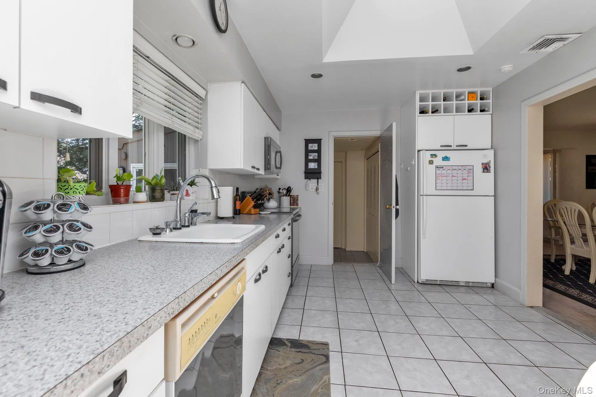 25 Linden Lane, Hempstead, NY, 3 Bedrooms Bedrooms, 7 Rooms Rooms,2 BathroomsBathrooms,Residential,For Rent,Linden,0,1007936 25 Linden Lane, Hempstead, NY, 3 Bedrooms Bedrooms, 7 Rooms Rooms,2 BathroomsBathrooms,Residential,For Rent,Linden,0,1007936