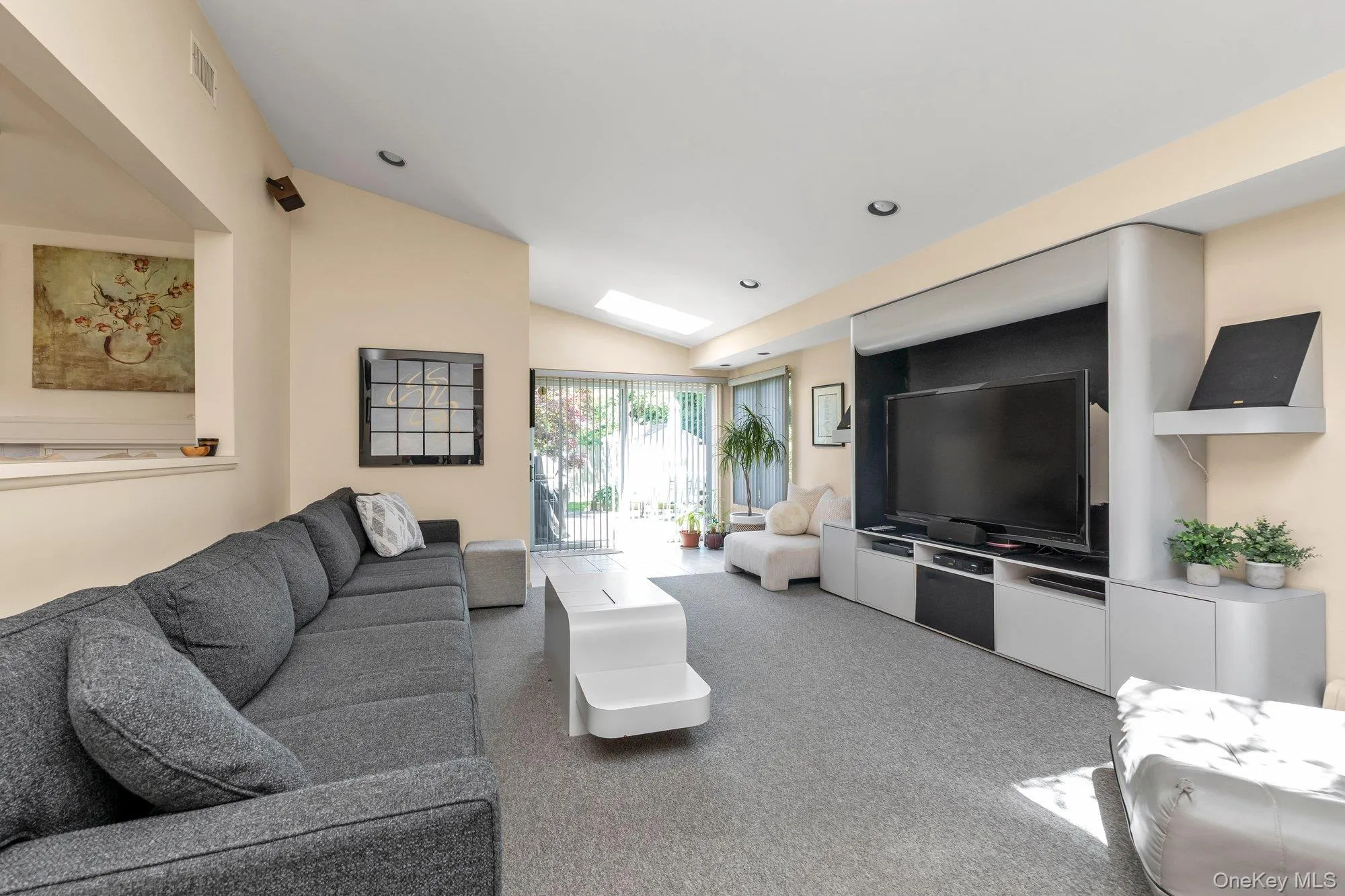 25 Linden Lane, Hempstead, NY, 3 Bedrooms Bedrooms, 7 Rooms Rooms,2 BathroomsBathrooms,Residential,For Rent,Linden,0,1007936 25 Linden Lane, Hempstead, NY, 3 Bedrooms Bedrooms, 7 Rooms Rooms,2 BathroomsBathrooms,Residential,For Rent,Linden,0,1007936