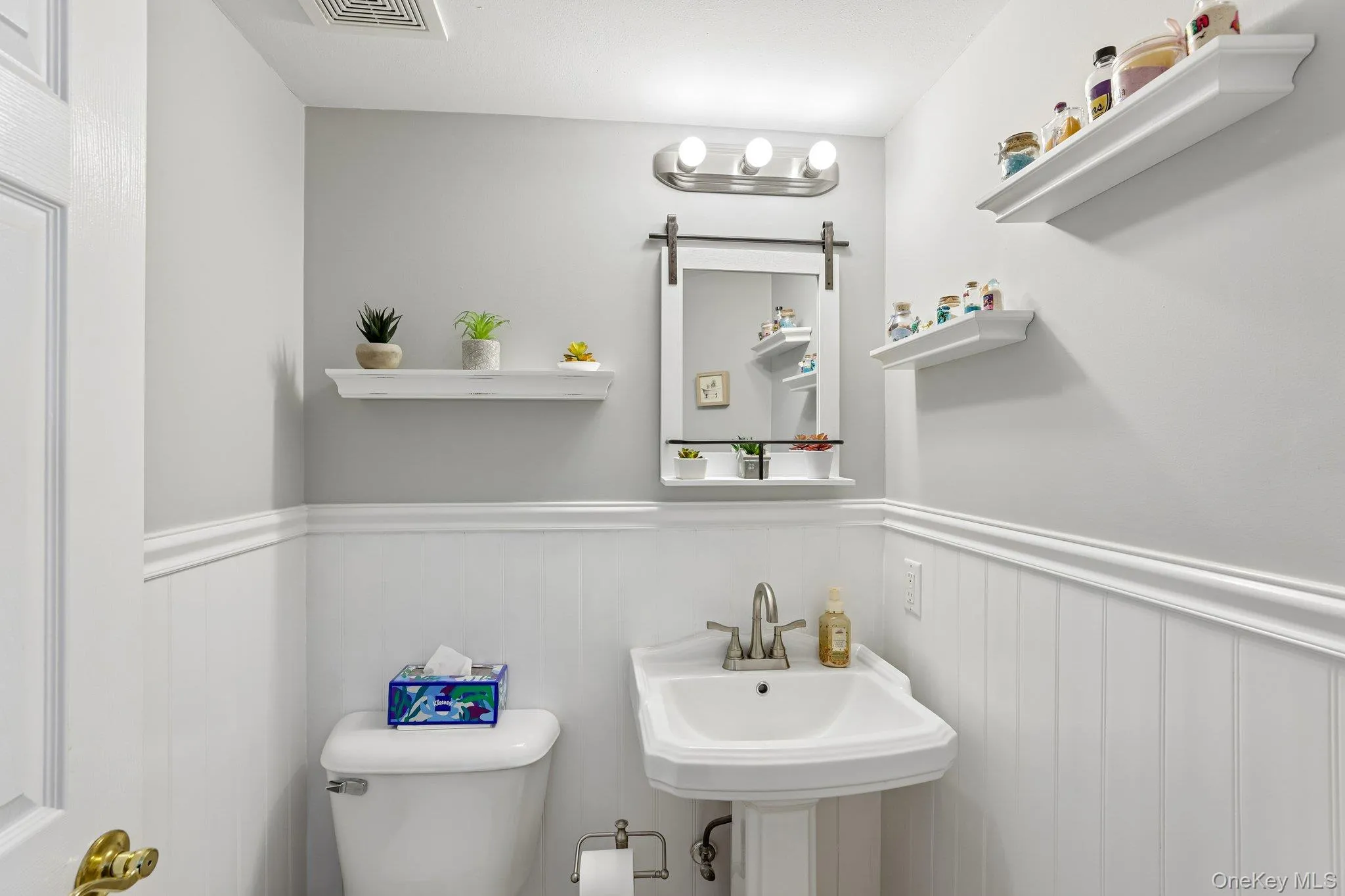 53 Madison Circle, Brookhaven, NY, 4 Bedrooms Bedrooms, 8 Rooms Rooms,2 BathroomsBathrooms,Residential,For Rent,Madison,0,1007938 53 Madison Circle, Brookhaven, NY, 4 Bedrooms Bedrooms, 8 Rooms Rooms,2 BathroomsBathrooms,Residential,For Rent,Madison,0,1007938