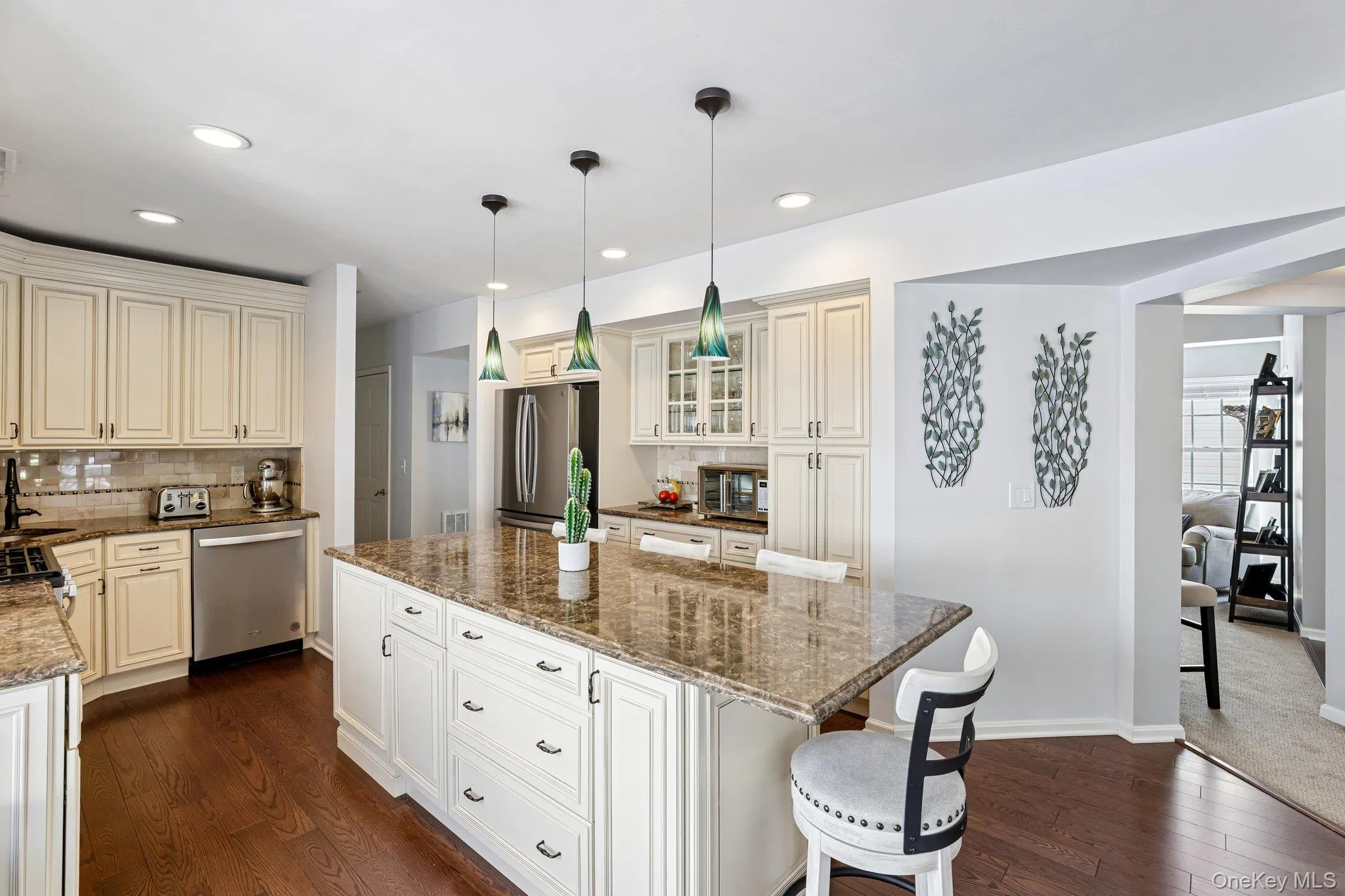 53 Madison Circle, Brookhaven, NY, 4 Bedrooms Bedrooms, 8 Rooms Rooms,2 BathroomsBathrooms,Residential,For Rent,Madison,0,1007938 53 Madison Circle, Brookhaven, NY, 4 Bedrooms Bedrooms, 8 Rooms Rooms,2 BathroomsBathrooms,Residential,For Rent,Madison,0,1007938