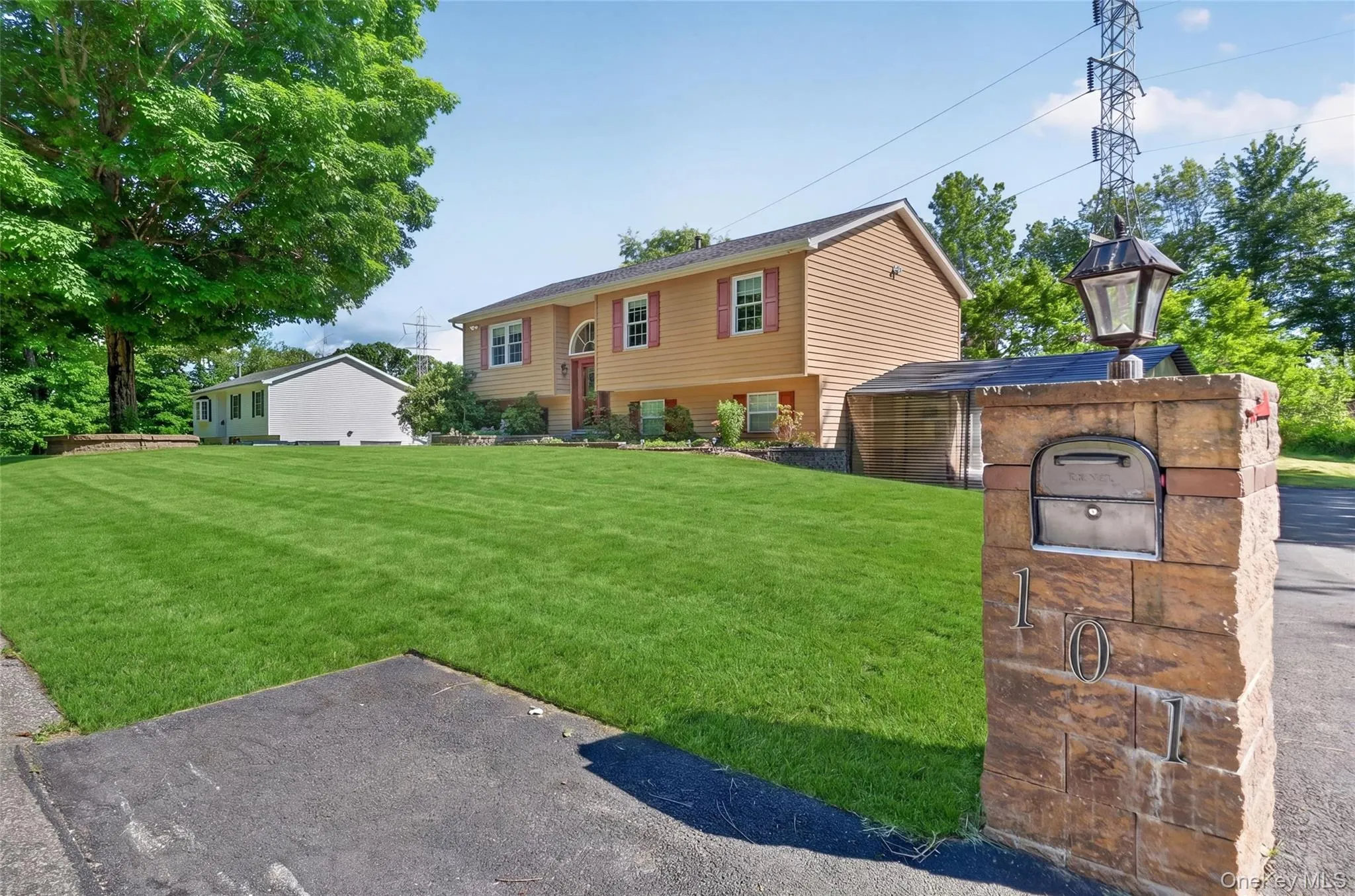 101 Brewer Road, Newburgh (town), NY, 4 Bedrooms Bedrooms, 10 Rooms Rooms,2 BathroomsBathrooms,Residential,For Rent,Brewer,0,1007942 101 Brewer Road, Newburgh (town), NY, 4 Bedrooms Bedrooms, 10 Rooms Rooms,2 BathroomsBathrooms,Residential,For Rent,Brewer,0,1007942