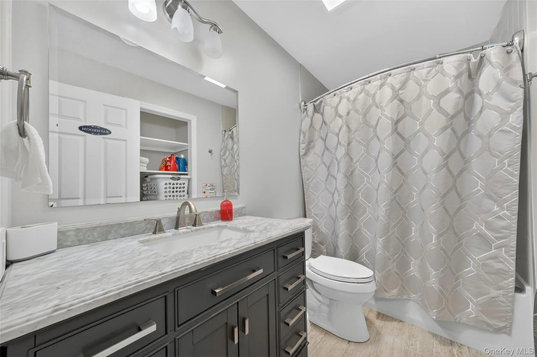 101 Brewer Road, Newburgh (town), NY, 4 Bedrooms Bedrooms, 10 Rooms Rooms,2 BathroomsBathrooms,Residential,For Rent,Brewer,0,1007942 101 Brewer Road, Newburgh (town), NY, 4 Bedrooms Bedrooms, 10 Rooms Rooms,2 BathroomsBathrooms,Residential,For Rent,Brewer,0,1007942
