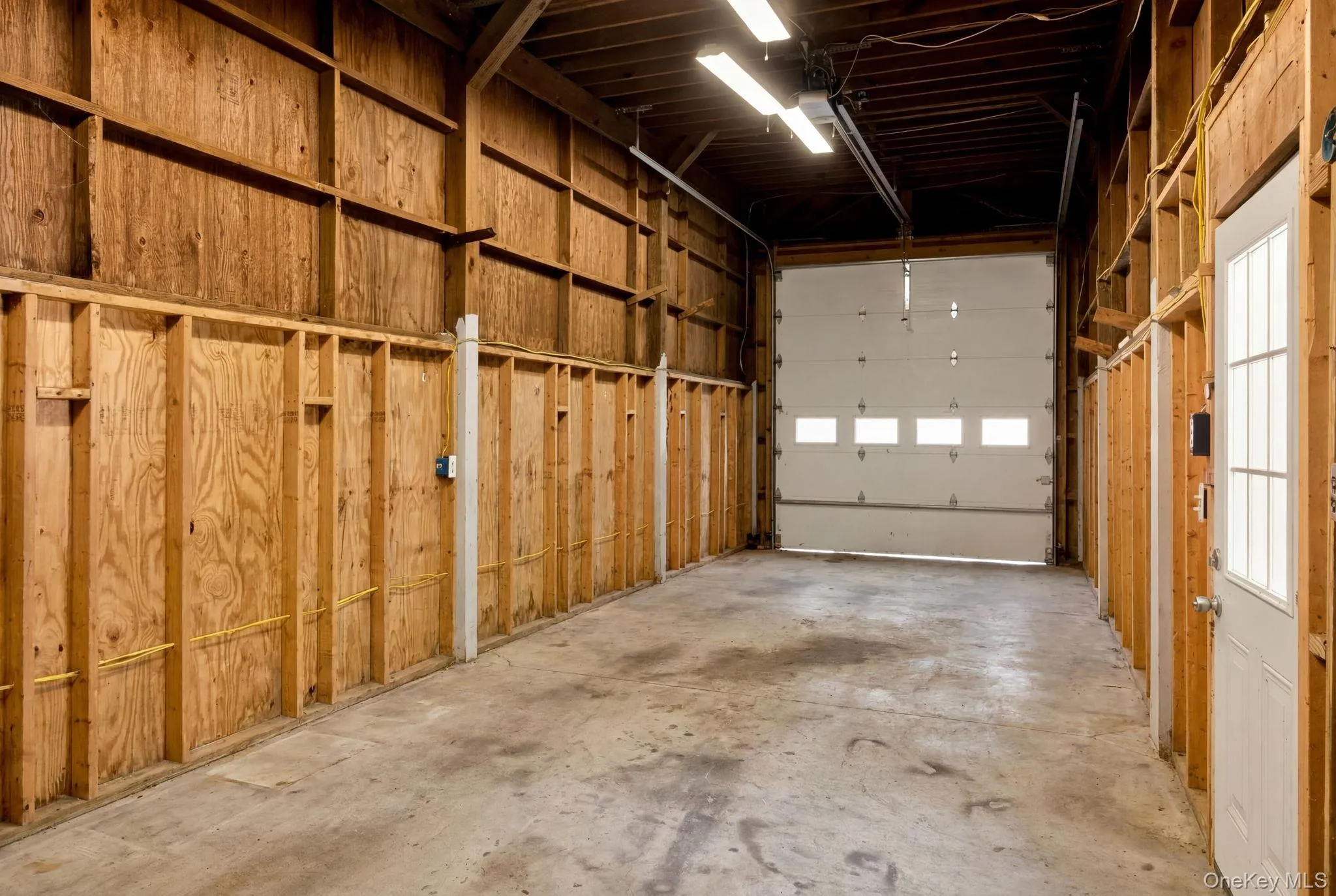 61 Merritt, Kingston, NY, 3 Bedrooms Bedrooms, 9 Rooms Rooms,2 BathroomsBathrooms,Residential,For Rent,Merritt,0,1007948 61 Merritt, Kingston, NY, 3 Bedrooms Bedrooms, 9 Rooms Rooms,2 BathroomsBathrooms,Residential,For Rent,Merritt,0,1007948