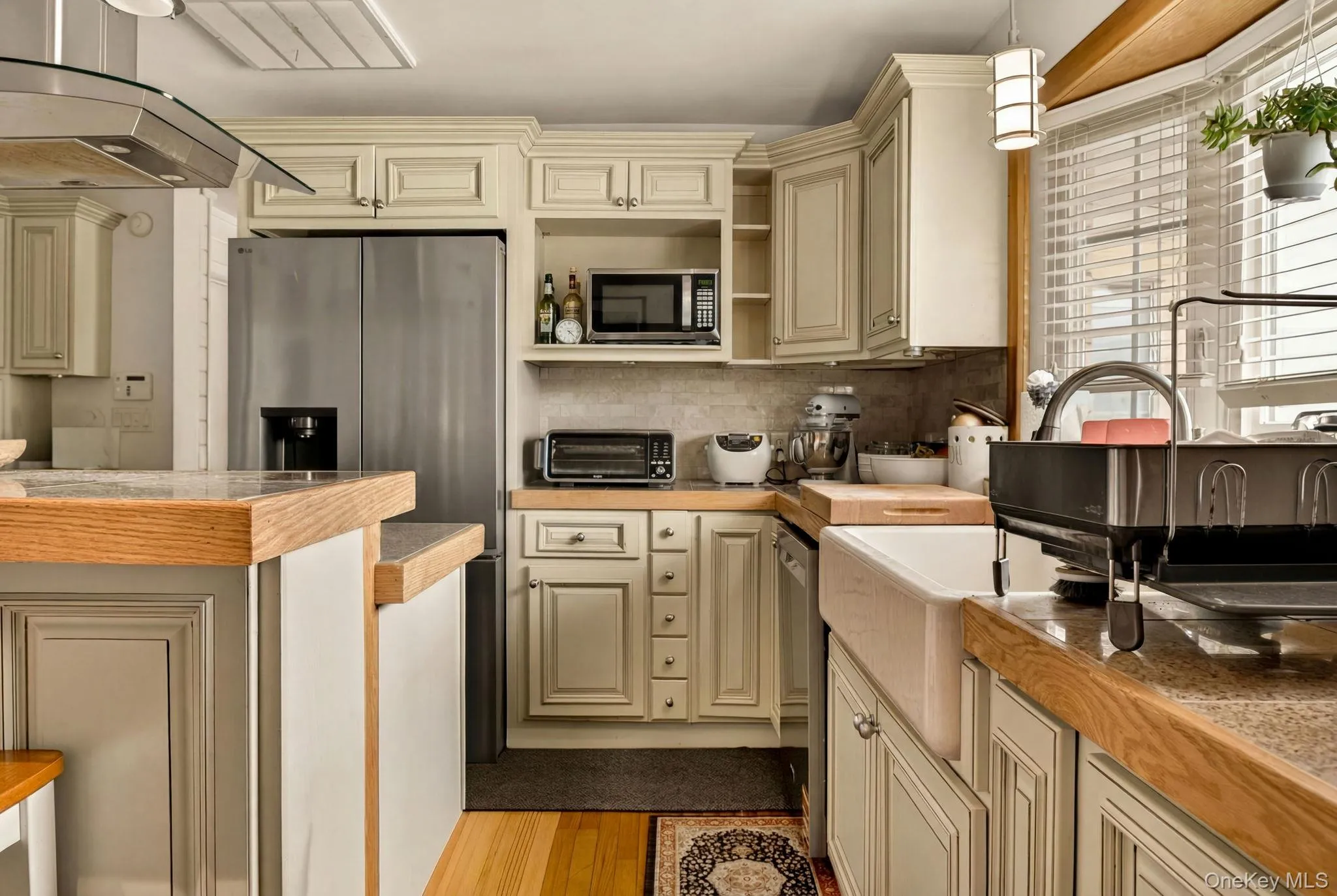 61 Merritt, Kingston, NY, 3 Bedrooms Bedrooms, 9 Rooms Rooms,2 BathroomsBathrooms,Residential,For Rent,Merritt,0,1007948 61 Merritt, Kingston, NY, 3 Bedrooms Bedrooms, 9 Rooms Rooms,2 BathroomsBathrooms,Residential,For Rent,Merritt,0,1007948