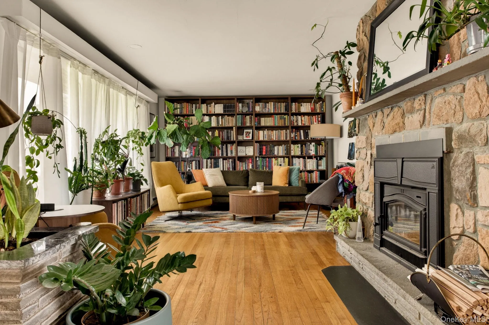 61 Merritt, Kingston, NY, 3 Bedrooms Bedrooms, 9 Rooms Rooms,2 BathroomsBathrooms,Residential,For Rent,Merritt,0,1007948 61 Merritt, Kingston, NY, 3 Bedrooms Bedrooms, 9 Rooms Rooms,2 BathroomsBathrooms,Residential,For Rent,Merritt,0,1007948