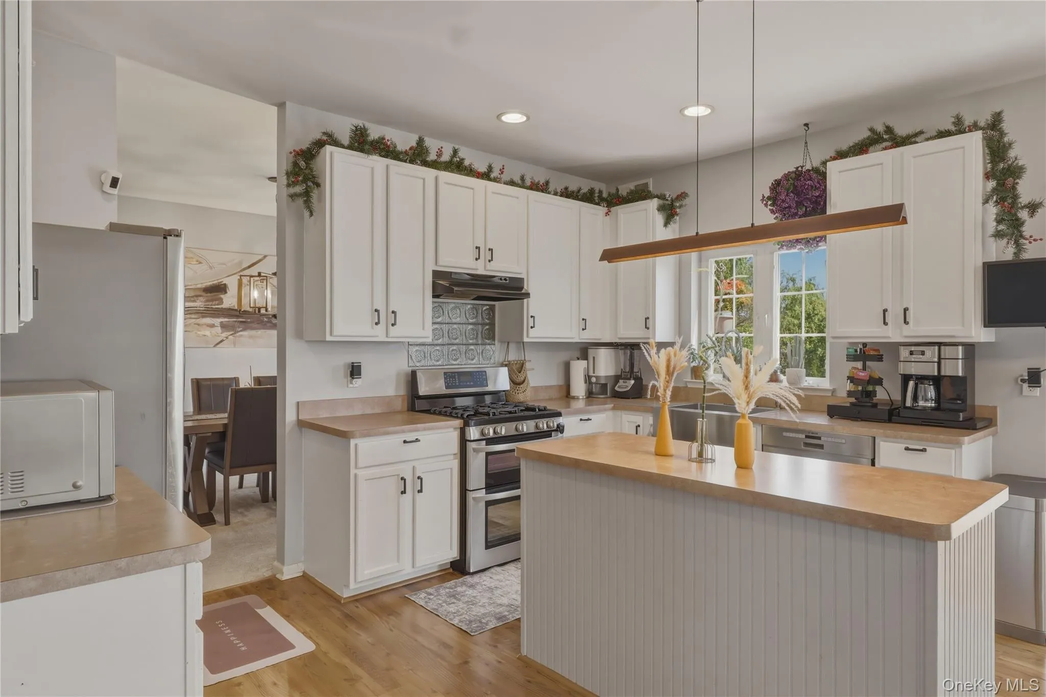 2058 Independence Drive, New Windsor, NY, 5 Bedrooms Bedrooms, 10 Rooms Rooms,3 BathroomsBathrooms,Residential,For Rent,Independence,0,1007950 2058 Independence Drive, New Windsor, NY, 5 Bedrooms Bedrooms, 10 Rooms Rooms,3 BathroomsBathrooms,Residential,For Rent,Independence,0,1007950