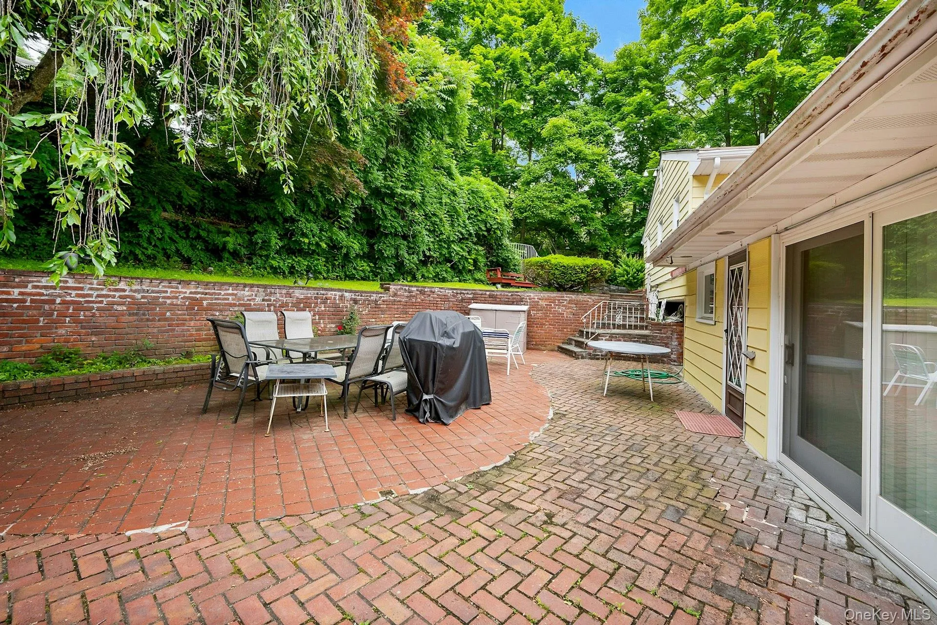 247 Healy Avenue, Greenburgh, NY, 3 Bedrooms Bedrooms, 8 Rooms Rooms,3 BathroomsBathrooms,Residential,For Rent,Healy,0,1007951 247 Healy Avenue, Greenburgh, NY, 3 Bedrooms Bedrooms, 8 Rooms Rooms,3 BathroomsBathrooms,Residential,For Rent,Healy,0,1007951