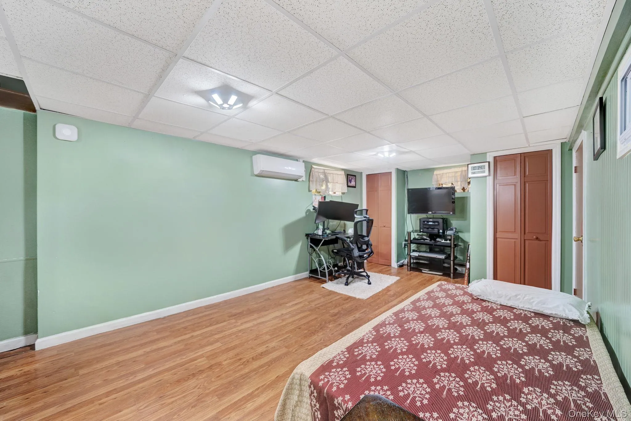 24415 85th Road, New York, NY, 3 Bedrooms Bedrooms, 8 Rooms Rooms,3 BathroomsBathrooms,Residential,For Rent,85th,0,1007952 24415 85th Road, New York, NY, 3 Bedrooms Bedrooms, 8 Rooms Rooms,3 BathroomsBathrooms,Residential,For Rent,85th,0,1007952