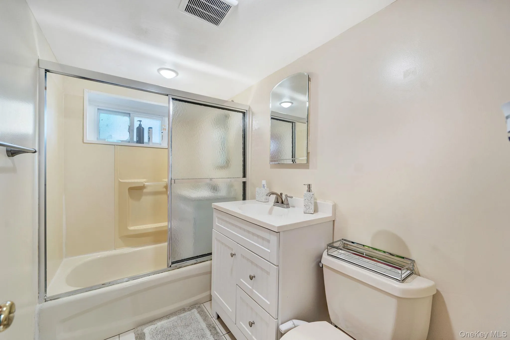 24415 85th Road, New York, NY, 3 Bedrooms Bedrooms, 8 Rooms Rooms,3 BathroomsBathrooms,Residential,For Rent,85th,0,1007952 24415 85th Road, New York, NY, 3 Bedrooms Bedrooms, 8 Rooms Rooms,3 BathroomsBathrooms,Residential,For Rent,85th,0,1007952