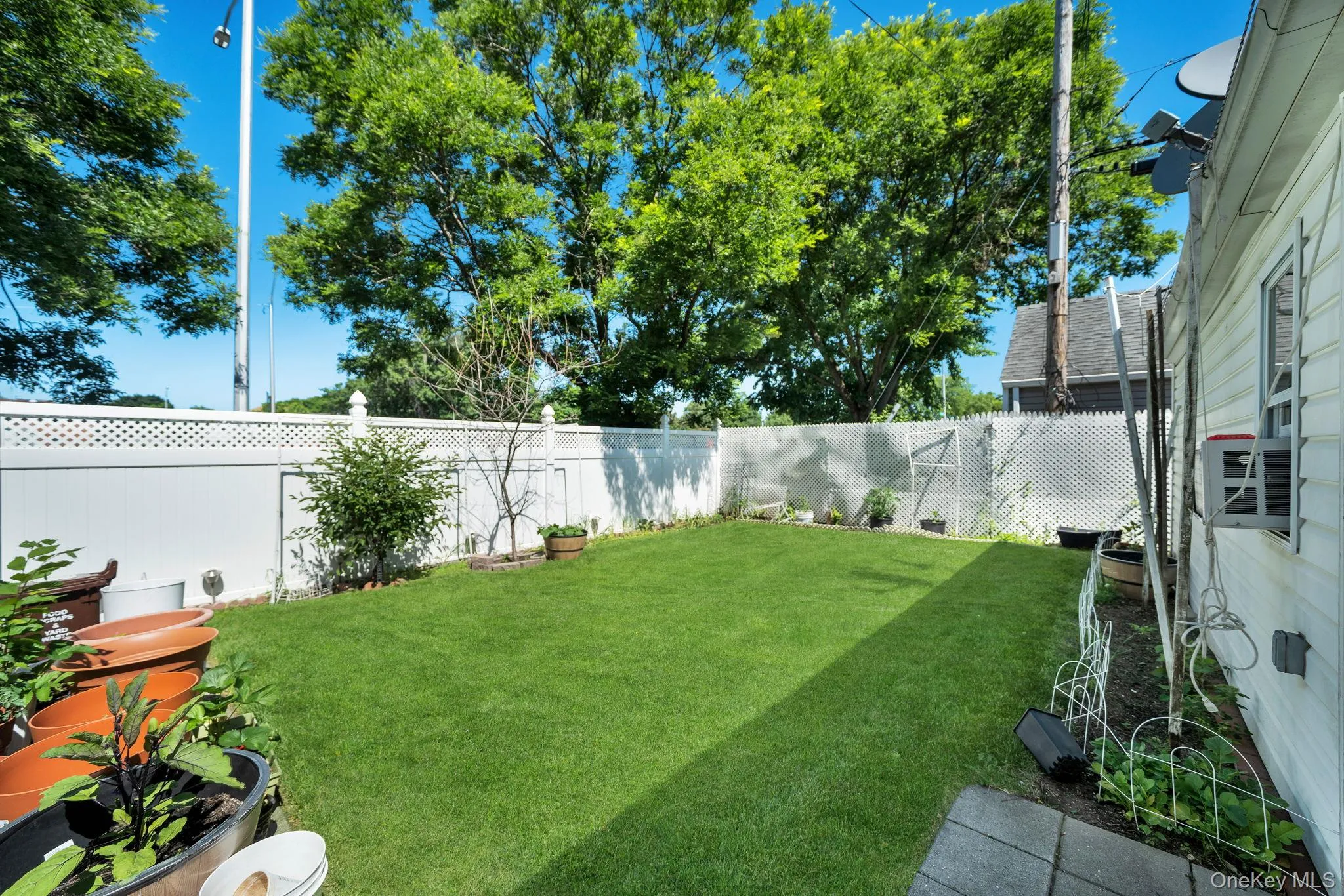 24415 85th Road, New York, NY, 3 Bedrooms Bedrooms, 8 Rooms Rooms,3 BathroomsBathrooms,Residential,For Rent,85th,0,1007952 24415 85th Road, New York, NY, 3 Bedrooms Bedrooms, 8 Rooms Rooms,3 BathroomsBathrooms,Residential,For Rent,85th,0,1007952