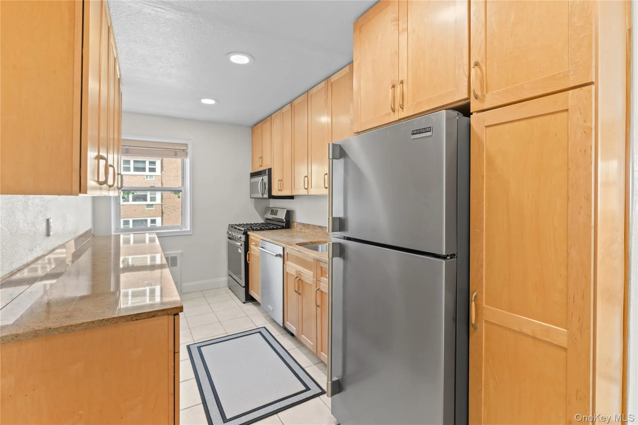 750 Shore Road, Long Beach, NY, 1 Bedroom Bedrooms, 4 Rooms Rooms,1 BathroomBathrooms,Residential Lease,For Rent,Shore,0,1007956 750 Shore Road, Long Beach, NY, 1 Bedroom Bedrooms, 4 Rooms Rooms,1 BathroomBathrooms,Residential Lease,For Rent,Shore,0,1007956