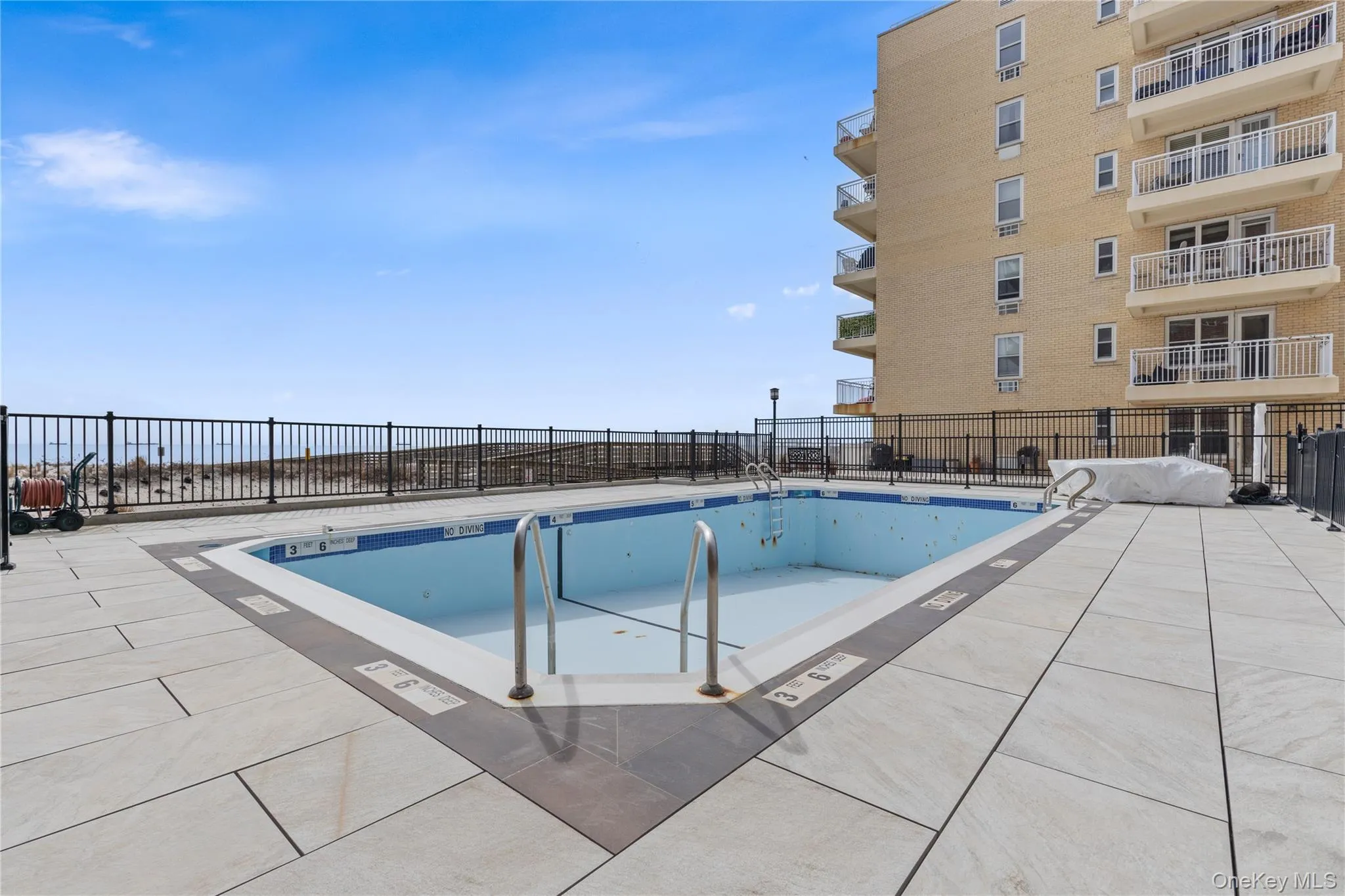 750 Shore Road, Long Beach, NY, 1 Bedroom Bedrooms, 4 Rooms Rooms,1 BathroomBathrooms,Residential Lease,For Rent,Shore,0,1007956 750 Shore Road, Long Beach, NY, 1 Bedroom Bedrooms, 4 Rooms Rooms,1 BathroomBathrooms,Residential Lease,For Rent,Shore,0,1007956