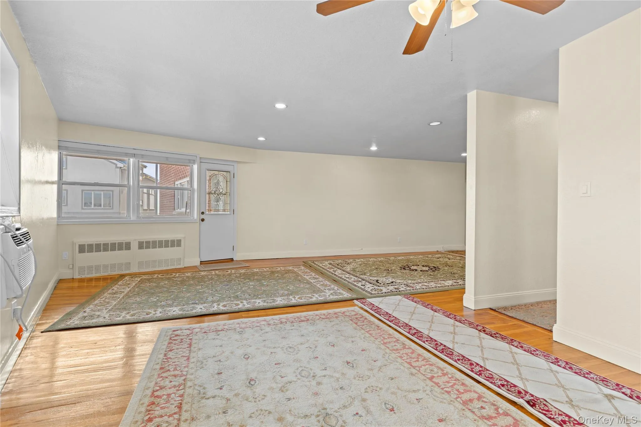 750 Shore Road, Long Beach, NY, 1 Bedroom Bedrooms, 4 Rooms Rooms,1 BathroomBathrooms,Residential Lease,For Rent,Shore,0,1007956 750 Shore Road, Long Beach, NY, 1 Bedroom Bedrooms, 4 Rooms Rooms,1 BathroomBathrooms,Residential Lease,For Rent,Shore,0,1007956