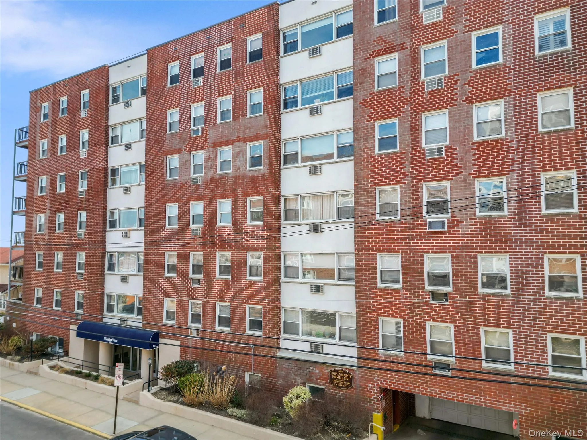 750 Shore Road, Long Beach, NY, 1 Bedroom Bedrooms, 4 Rooms Rooms,1 BathroomBathrooms,Residential Lease,For Rent,Shore,0,1007956 750 Shore Road, Long Beach, NY, 1 Bedroom Bedrooms, 4 Rooms Rooms,1 BathroomBathrooms,Residential Lease,For Rent,Shore,0,1007956