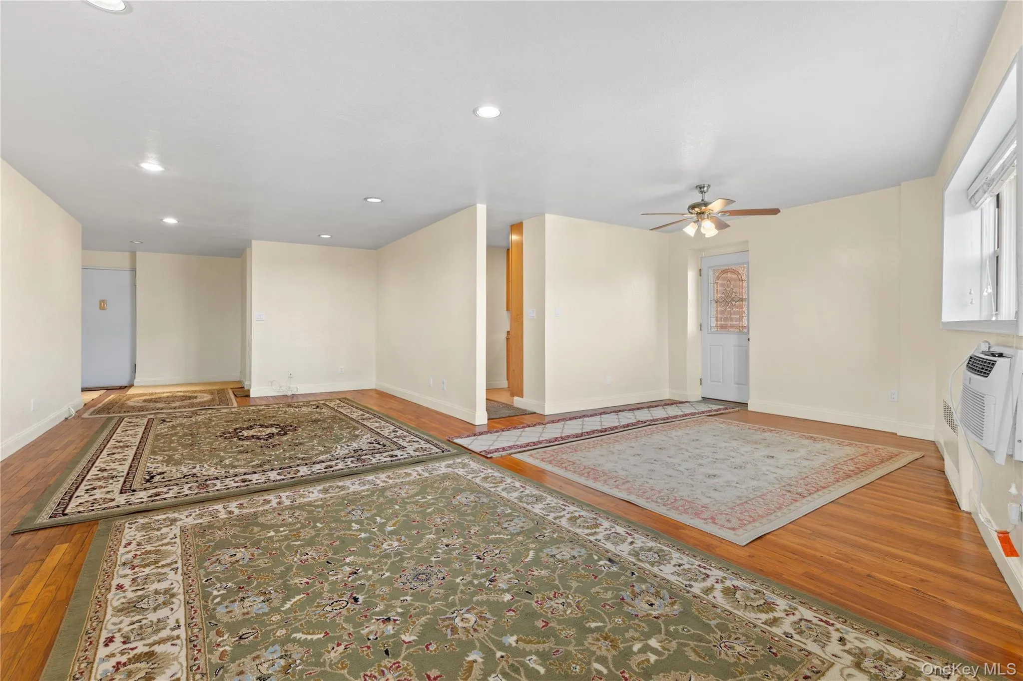 750 Shore Road, Long Beach, NY, 1 Bedroom Bedrooms, 4 Rooms Rooms,1 BathroomBathrooms,Residential Lease,For Rent,Shore,0,1007956 750 Shore Road, Long Beach, NY, 1 Bedroom Bedrooms, 4 Rooms Rooms,1 BathroomBathrooms,Residential Lease,For Rent,Shore,0,1007956