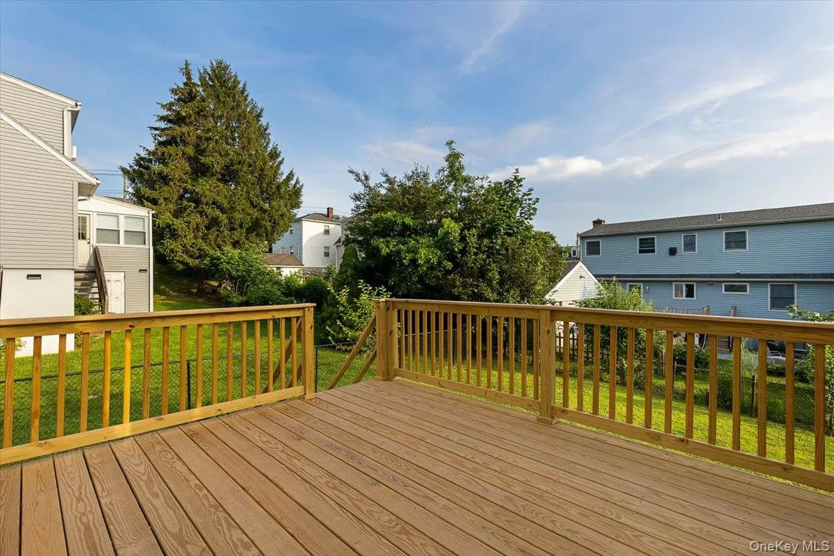 7 Madison Street, Harrison, NY, 3 Bedrooms Bedrooms, 7 Rooms Rooms,2 BathroomsBathrooms,Residential Lease,For Rent,Madison,0,1007959 7 Madison Street, Harrison, NY, 3 Bedrooms Bedrooms, 7 Rooms Rooms,2 BathroomsBathrooms,Residential Lease,For Rent,Madison,0,1007959