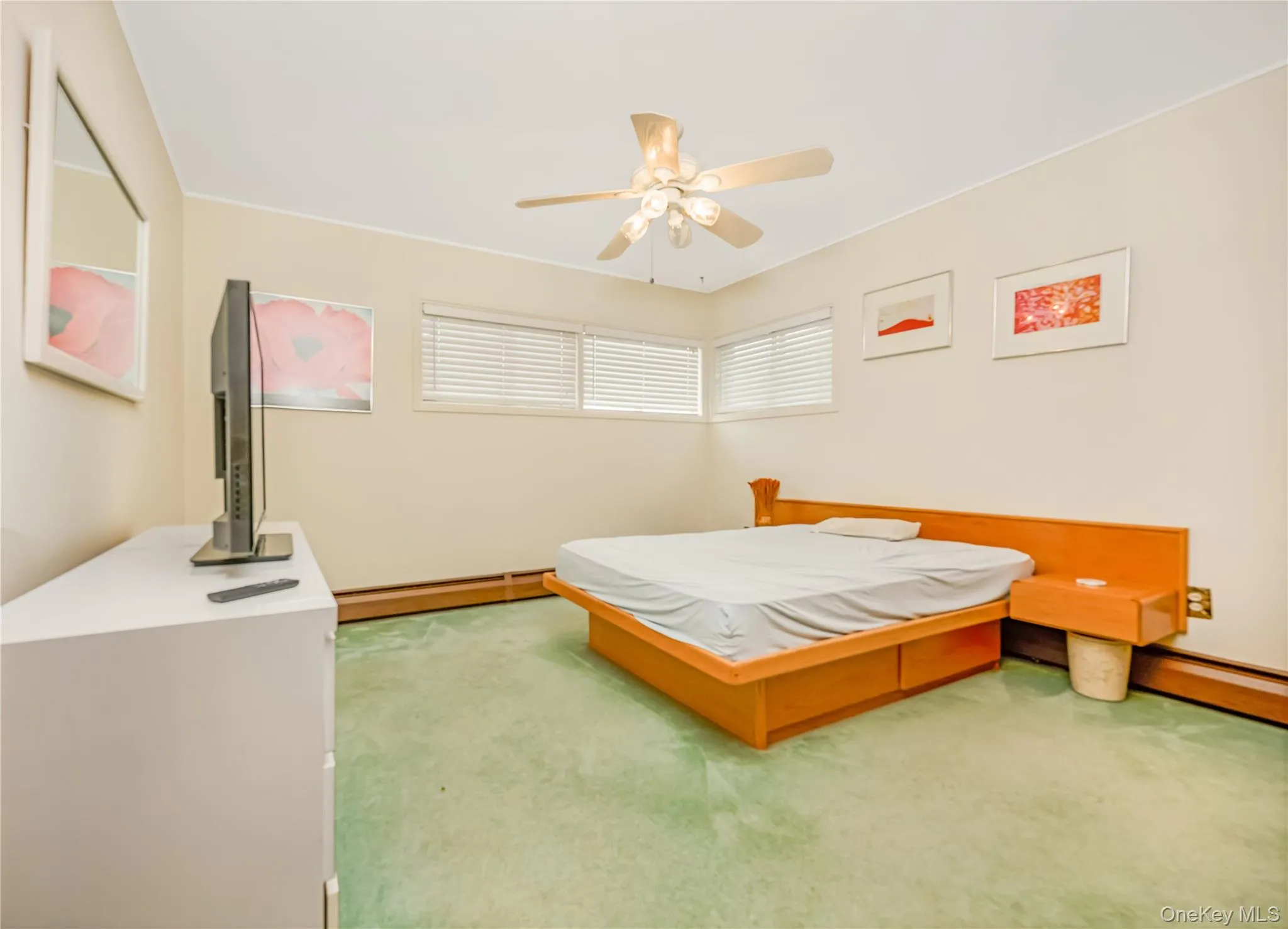 20 Flagstone Lane, Hempstead, NY, 6 Bedrooms Bedrooms, 9 Rooms Rooms,2 BathroomsBathrooms,Residential,For Rent,Flagstone,0,1007962 20 Flagstone Lane, Hempstead, NY, 6 Bedrooms Bedrooms, 9 Rooms Rooms,2 BathroomsBathrooms,Residential,For Rent,Flagstone,0,1007962