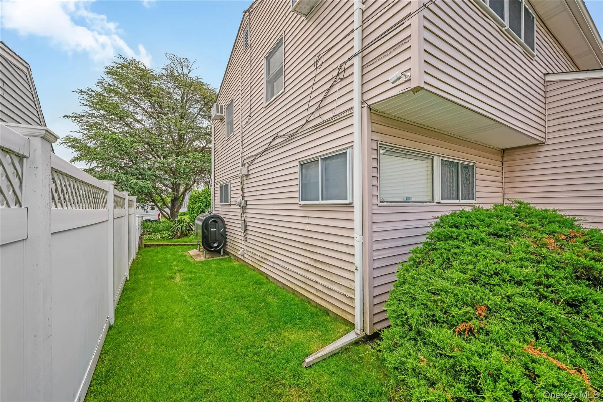 20 Flagstone Lane, Hempstead, NY, 6 Bedrooms Bedrooms, 9 Rooms Rooms,2 BathroomsBathrooms,Residential,For Rent,Flagstone,0,1007962 20 Flagstone Lane, Hempstead, NY, 6 Bedrooms Bedrooms, 9 Rooms Rooms,2 BathroomsBathrooms,Residential,For Rent,Flagstone,0,1007962