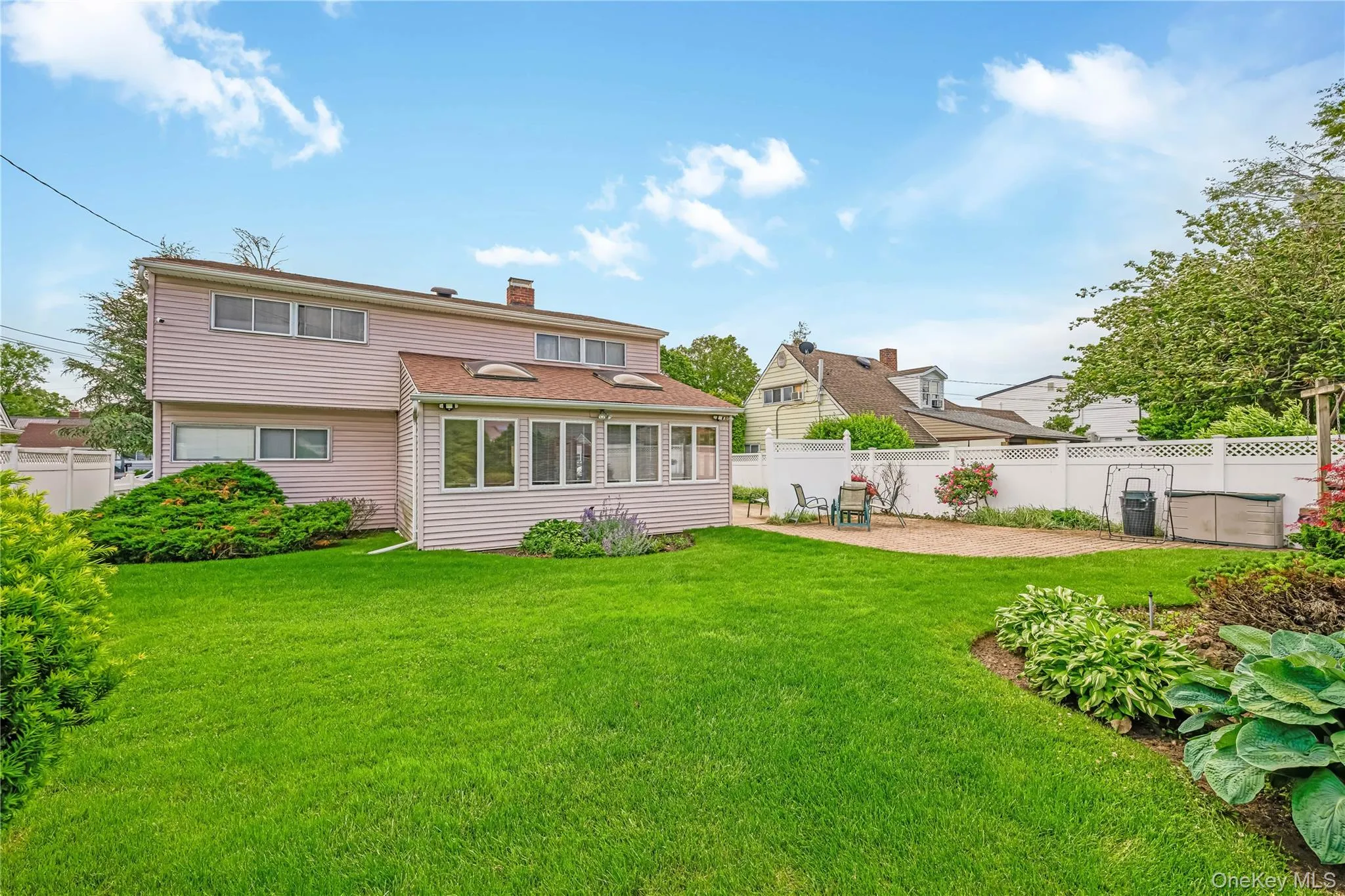 20 Flagstone Lane, Hempstead, NY, 6 Bedrooms Bedrooms, 9 Rooms Rooms,2 BathroomsBathrooms,Residential,For Rent,Flagstone,0,1007962 20 Flagstone Lane, Hempstead, NY, 6 Bedrooms Bedrooms, 9 Rooms Rooms,2 BathroomsBathrooms,Residential,For Rent,Flagstone,0,1007962