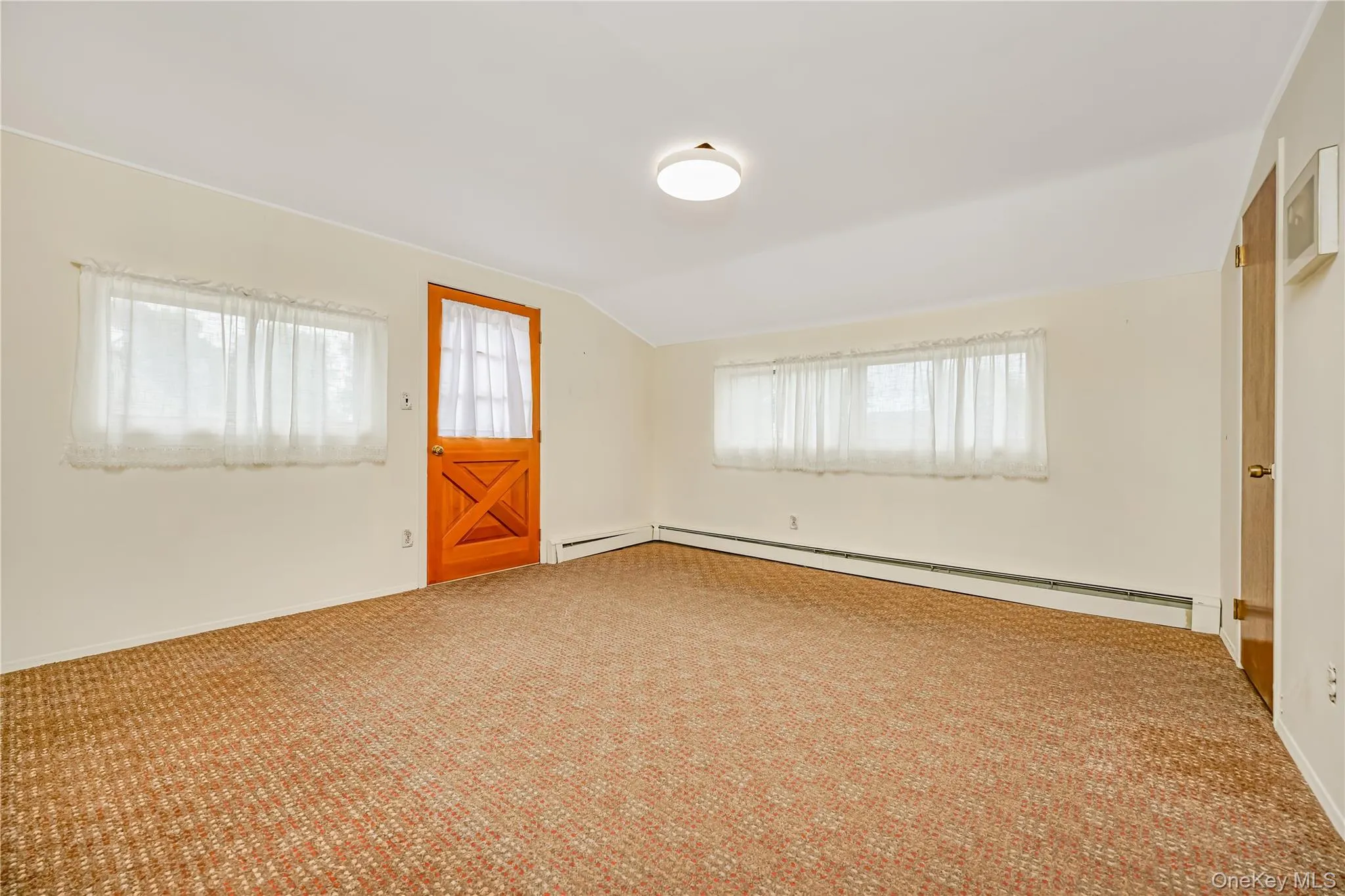 20 Flagstone Lane, Hempstead, NY, 6 Bedrooms Bedrooms, 9 Rooms Rooms,2 BathroomsBathrooms,Residential,For Rent,Flagstone,0,1007962 20 Flagstone Lane, Hempstead, NY, 6 Bedrooms Bedrooms, 9 Rooms Rooms,2 BathroomsBathrooms,Residential,For Rent,Flagstone,0,1007962