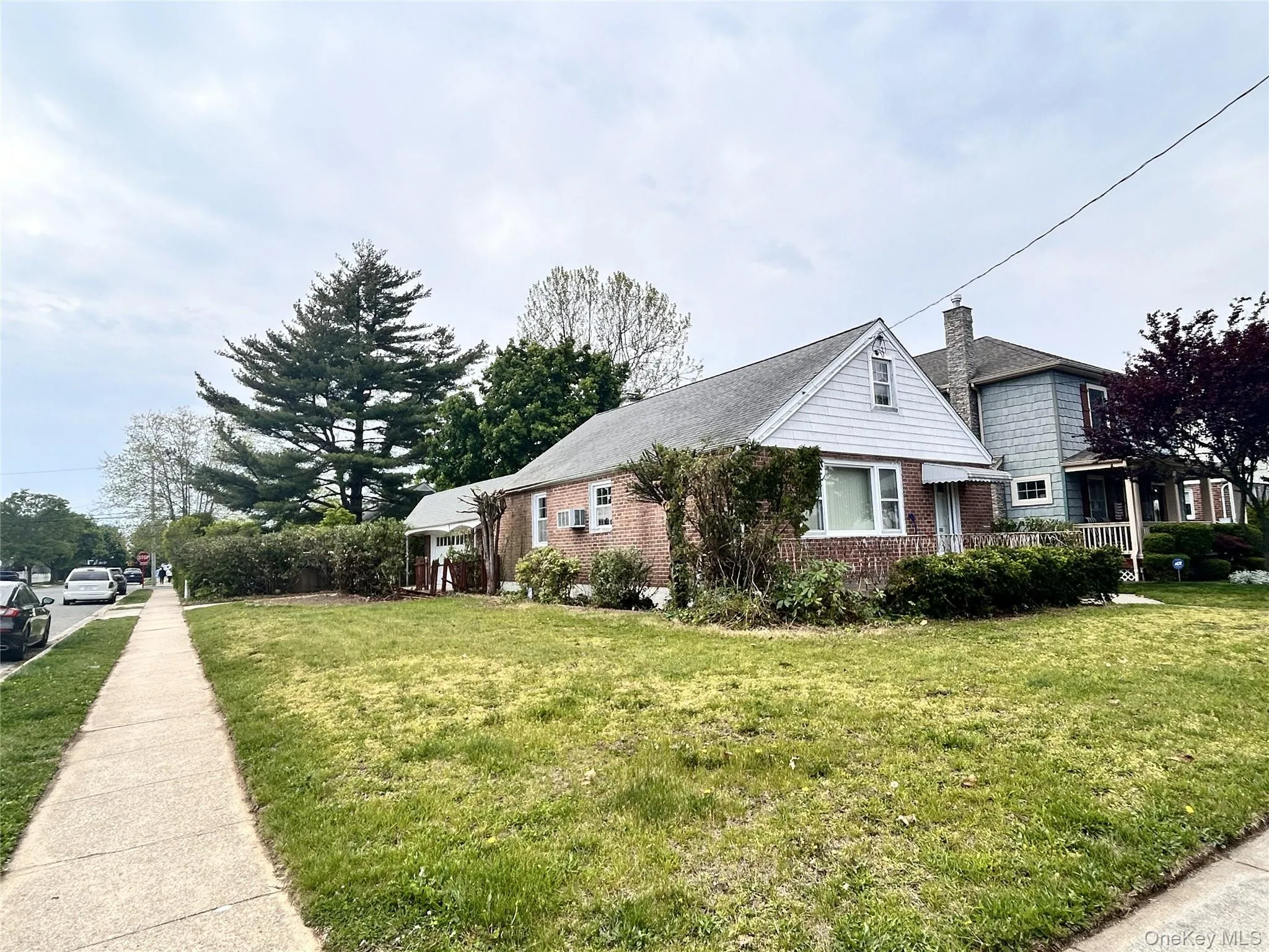 265 Euston Road, Hempstead, NY, 3 Bedrooms Bedrooms, 7 Rooms Rooms,2 BathroomsBathrooms,Residential,For Rent,Euston,0,1007963 265 Euston Road, Hempstead, NY, 3 Bedrooms Bedrooms, 7 Rooms Rooms,2 BathroomsBathrooms,Residential,For Rent,Euston,0,1007963