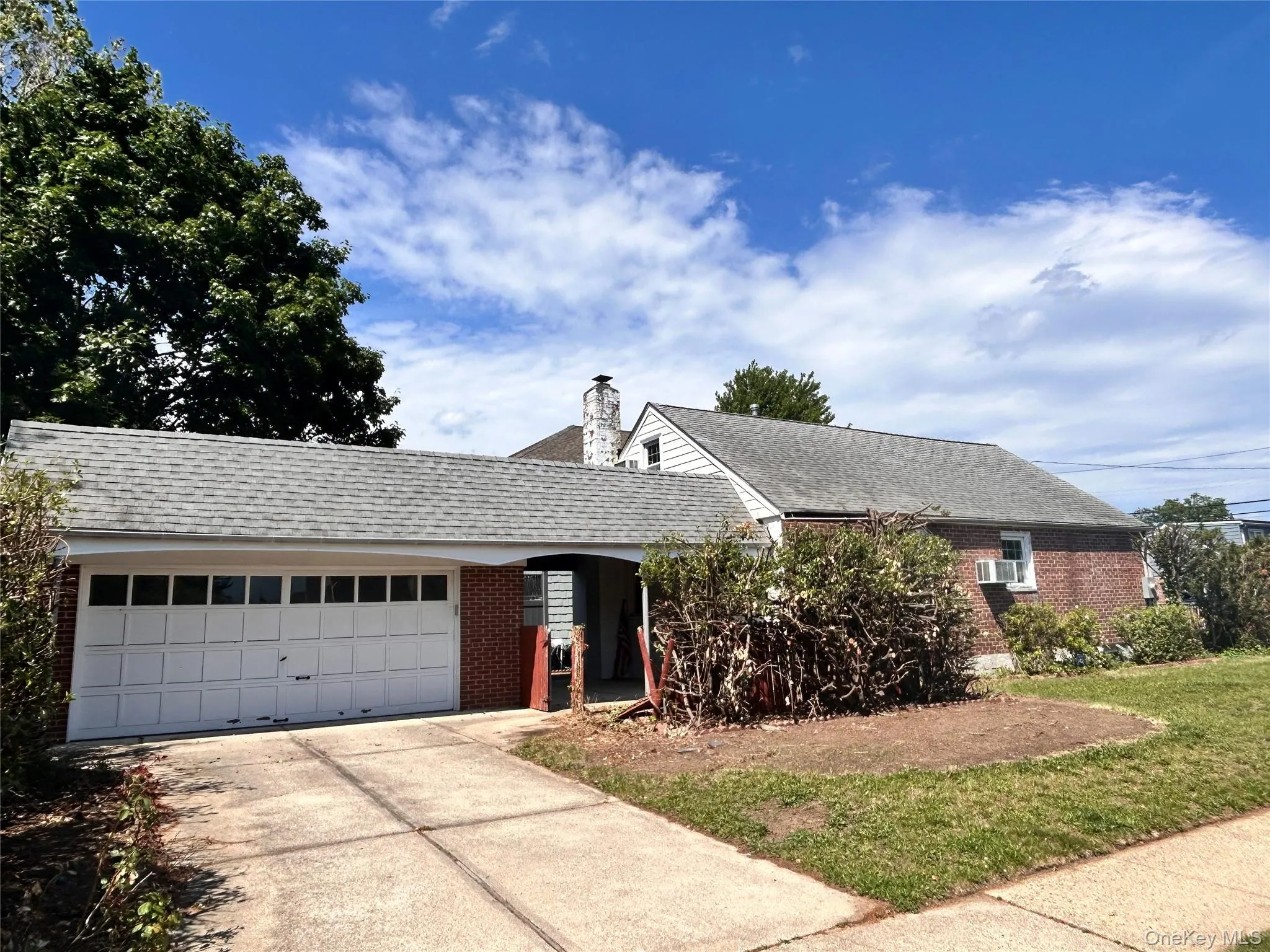 265 Euston Road, Hempstead, NY, 3 Bedrooms Bedrooms, 7 Rooms Rooms,2 BathroomsBathrooms,Residential,For Rent,Euston,0,1007963 265 Euston Road, Hempstead, NY, 3 Bedrooms Bedrooms, 7 Rooms Rooms,2 BathroomsBathrooms,Residential,For Rent,Euston,0,1007963