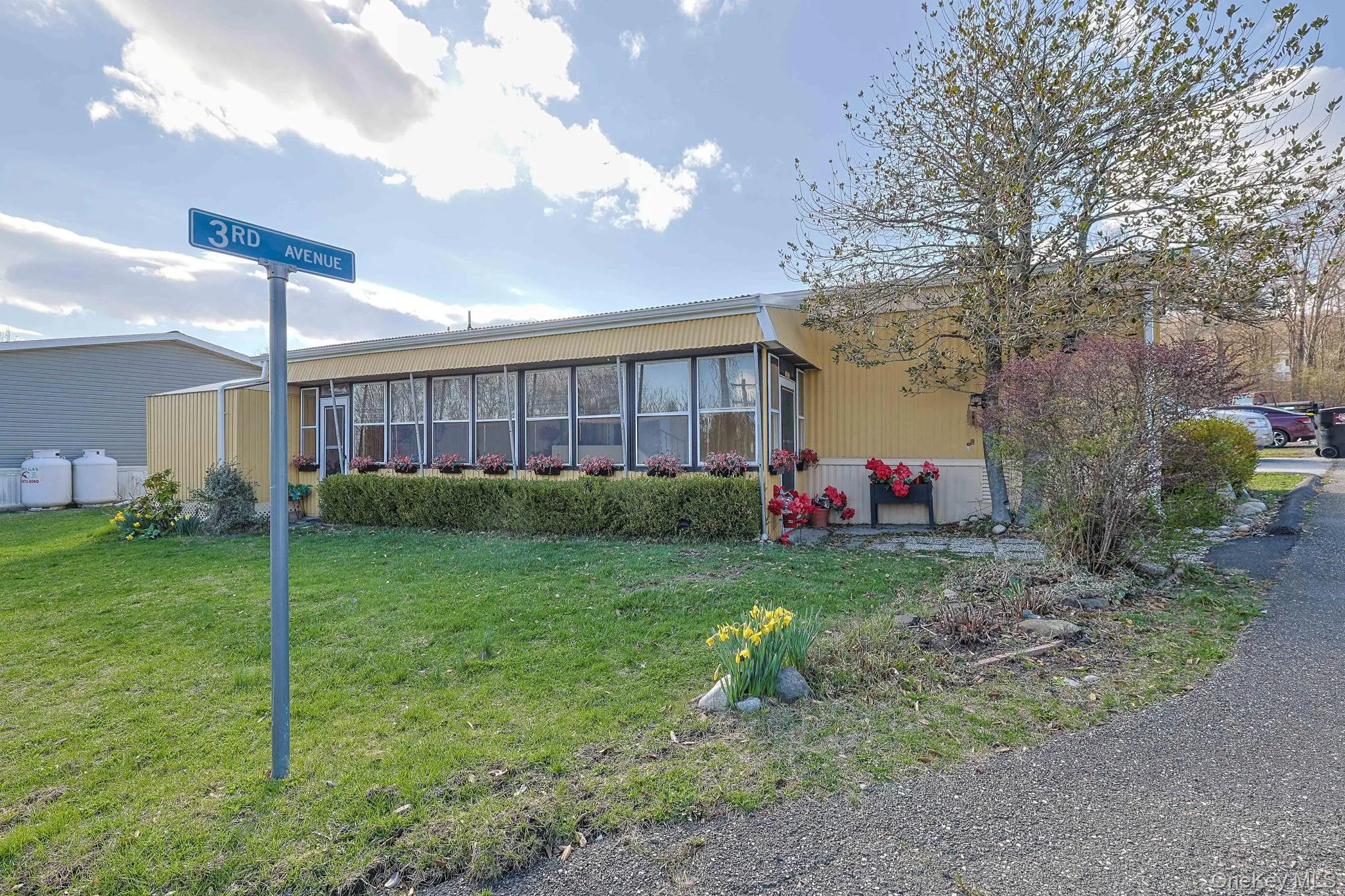 301 3rd Avenue, Middletown, NY, 2 Bedrooms Bedrooms, 4 Rooms Rooms,2 BathroomsBathrooms,Residential,For Rent,3rd Avenue,0,1007968 301 3rd Avenue, Middletown, NY, 2 Bedrooms Bedrooms, 4 Rooms Rooms,2 BathroomsBathrooms,Residential,For Rent,3rd Avenue,0,1007968