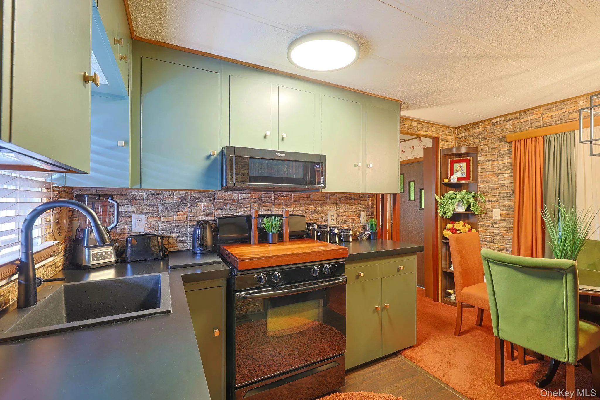 301 3rd Avenue, Middletown, NY, 2 Bedrooms Bedrooms, 4 Rooms Rooms,2 BathroomsBathrooms,Residential,For Rent,3rd Avenue,0,1007968 301 3rd Avenue, Middletown, NY, 2 Bedrooms Bedrooms, 4 Rooms Rooms,2 BathroomsBathrooms,Residential,For Rent,3rd Avenue,0,1007968